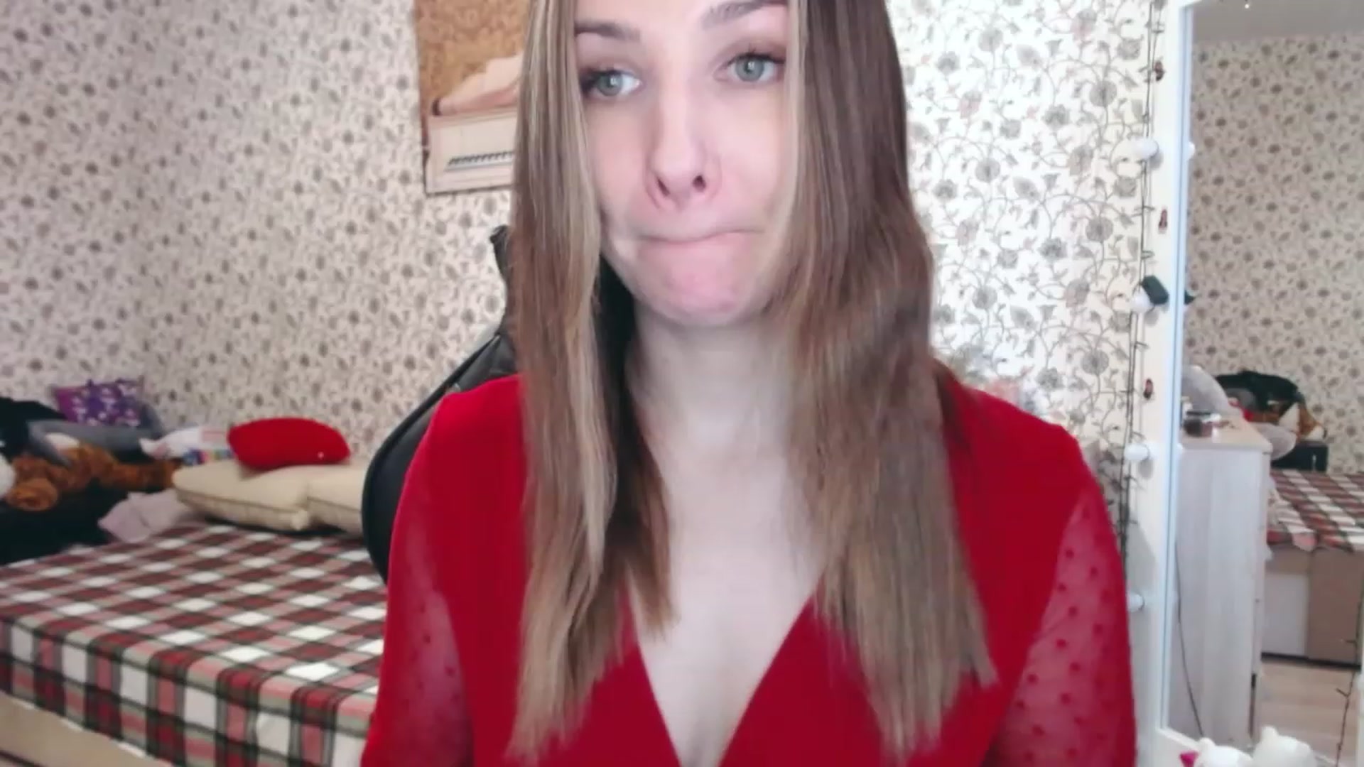 Gallery image thumbnail from RosieRosa's myfreecams stream on, 02/16/2023, 07:13 image 15 of 20