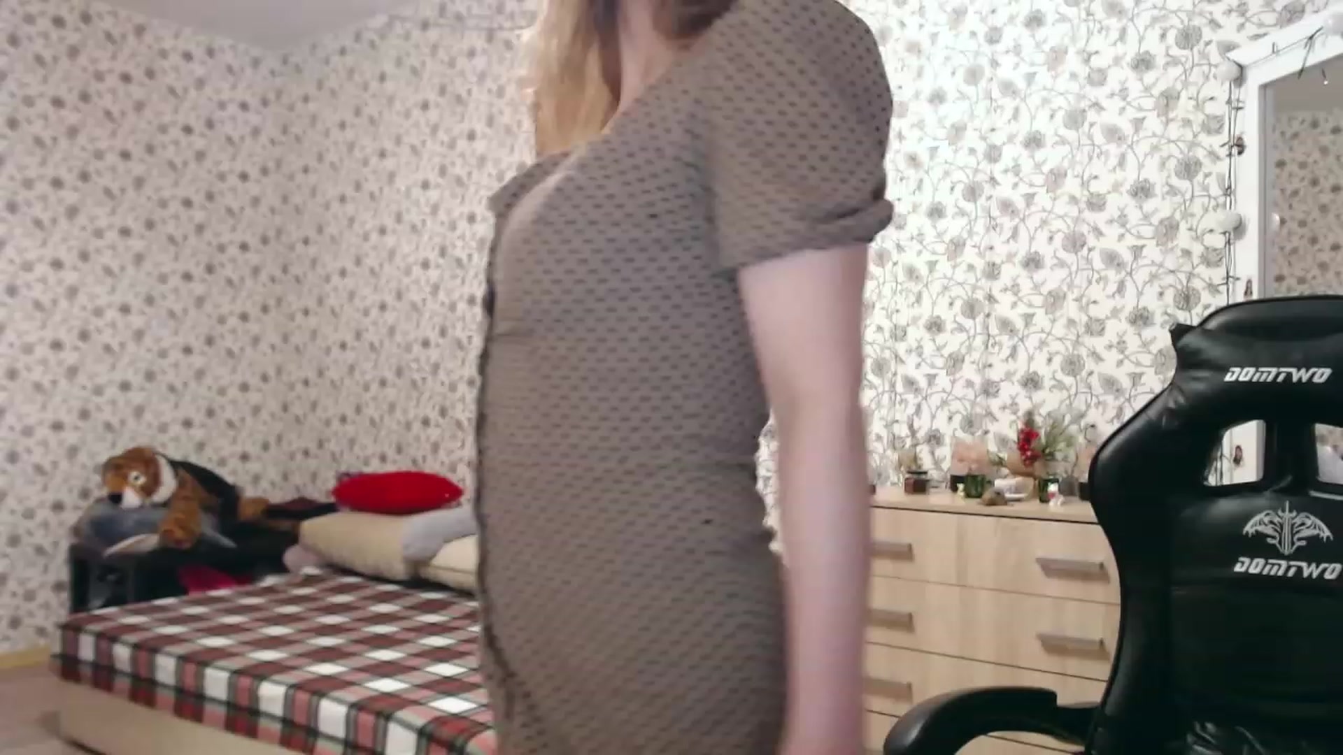 Gallery image thumbnail from RosieRosa's myfreecams stream on, 02/20/2023, 05:16 image 10 of 20
