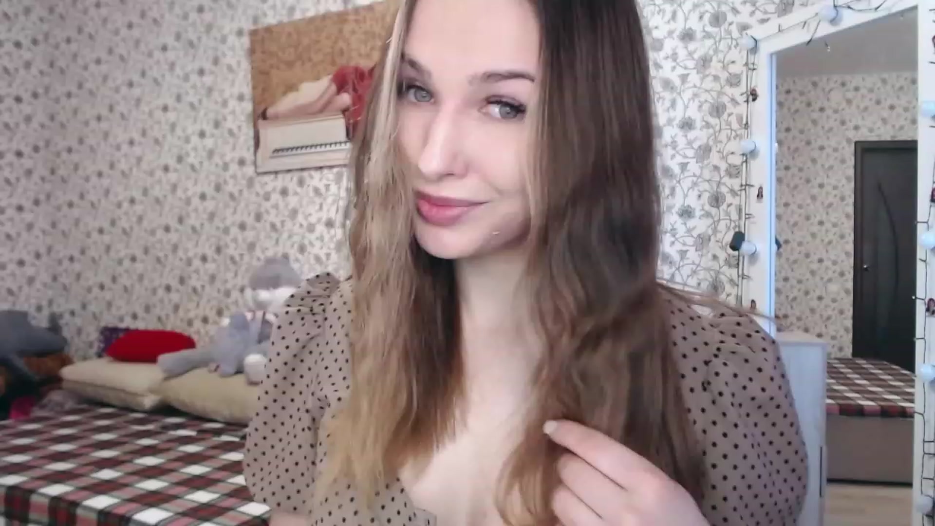 Gallery image thumbnail from RosieRosa's myfreecams stream on, 03/06/2023, 05:21 image 15 of 20