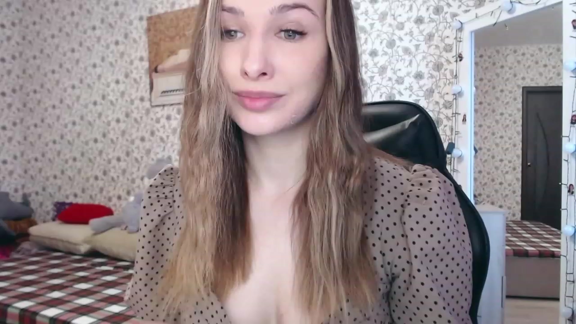 Gallery image thumbnail from RosieRosa's myfreecams stream on, 03/06/2023, 05:21 image 20 of 20