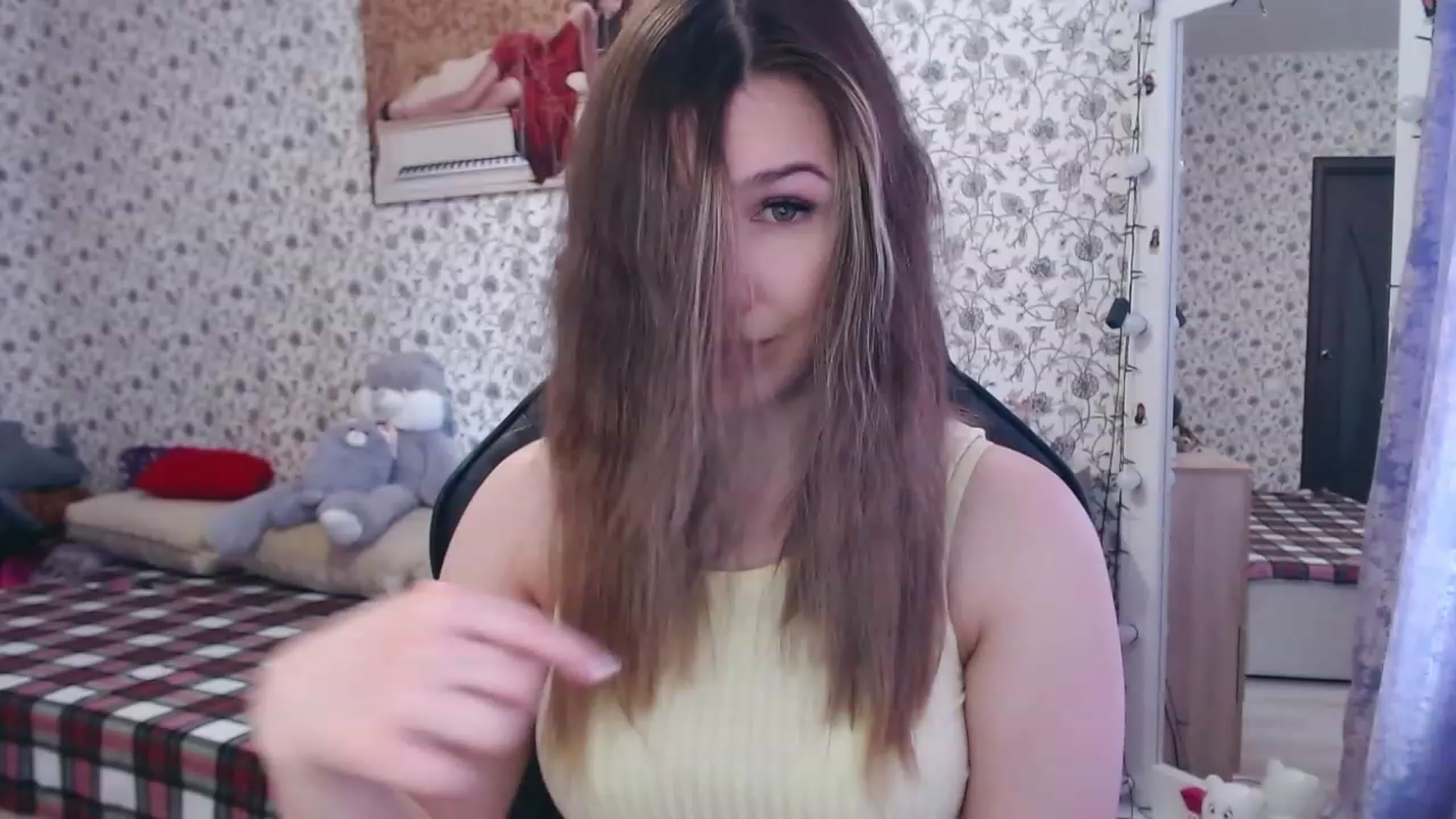 Gallery image thumbnail from RosieRosa's myfreecams stream on, 03/07/2023, 07:14 image 3 of 20