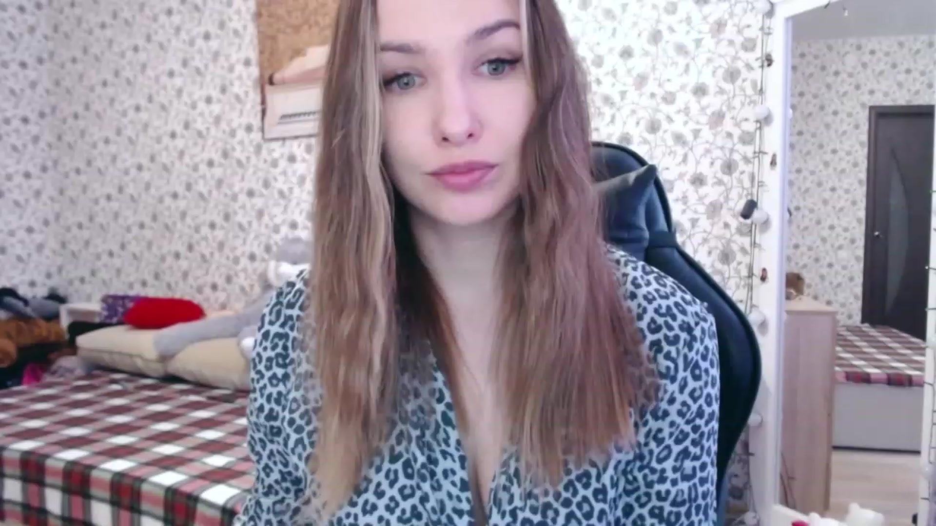 Gallery image thumbnail from RosieRosa's myfreecams stream on, 03/09/2023, 07:07 image 8 of 20