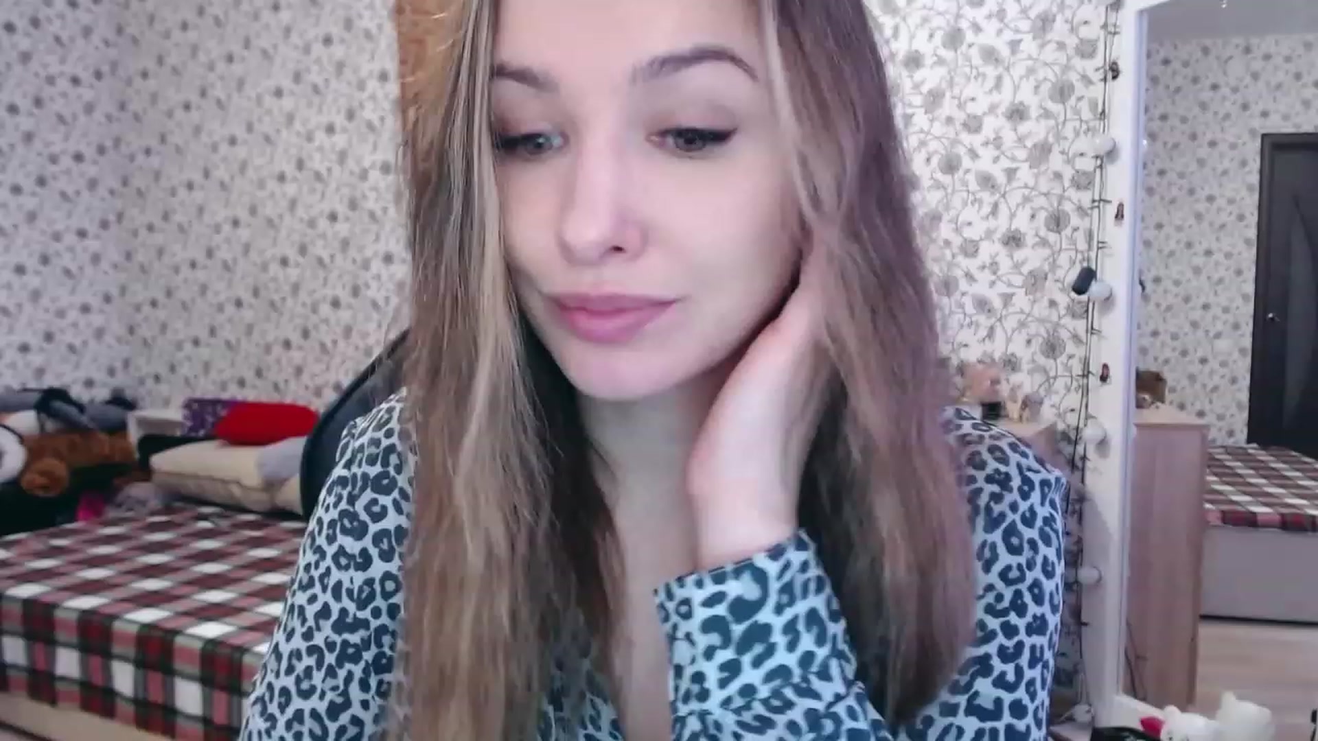 Gallery image thumbnail from RosieRosa's myfreecams stream on, 03/09/2023, 07:07 image 19 of 20