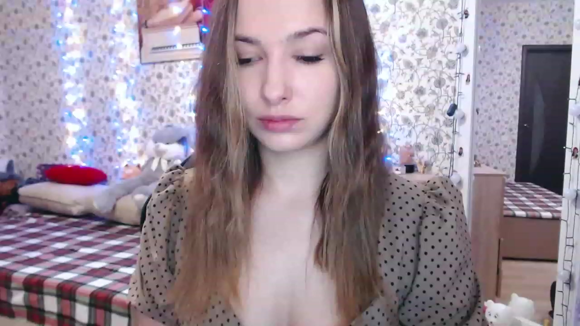 Gallery image thumbnail from RosieRosa's myfreecams stream on, 03/14/2023, 05:23 image 14 of 20