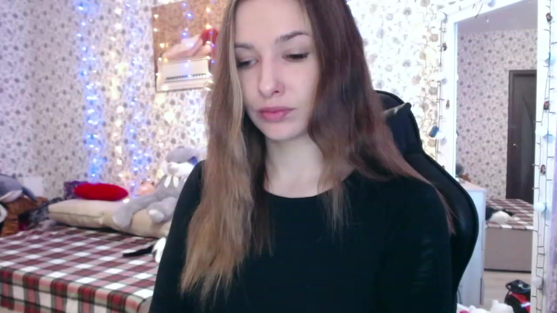 Gallery image thumbnail from RosieRosa's myfreecams stream on, 03/16/2023, 05:14 image 3 of 20