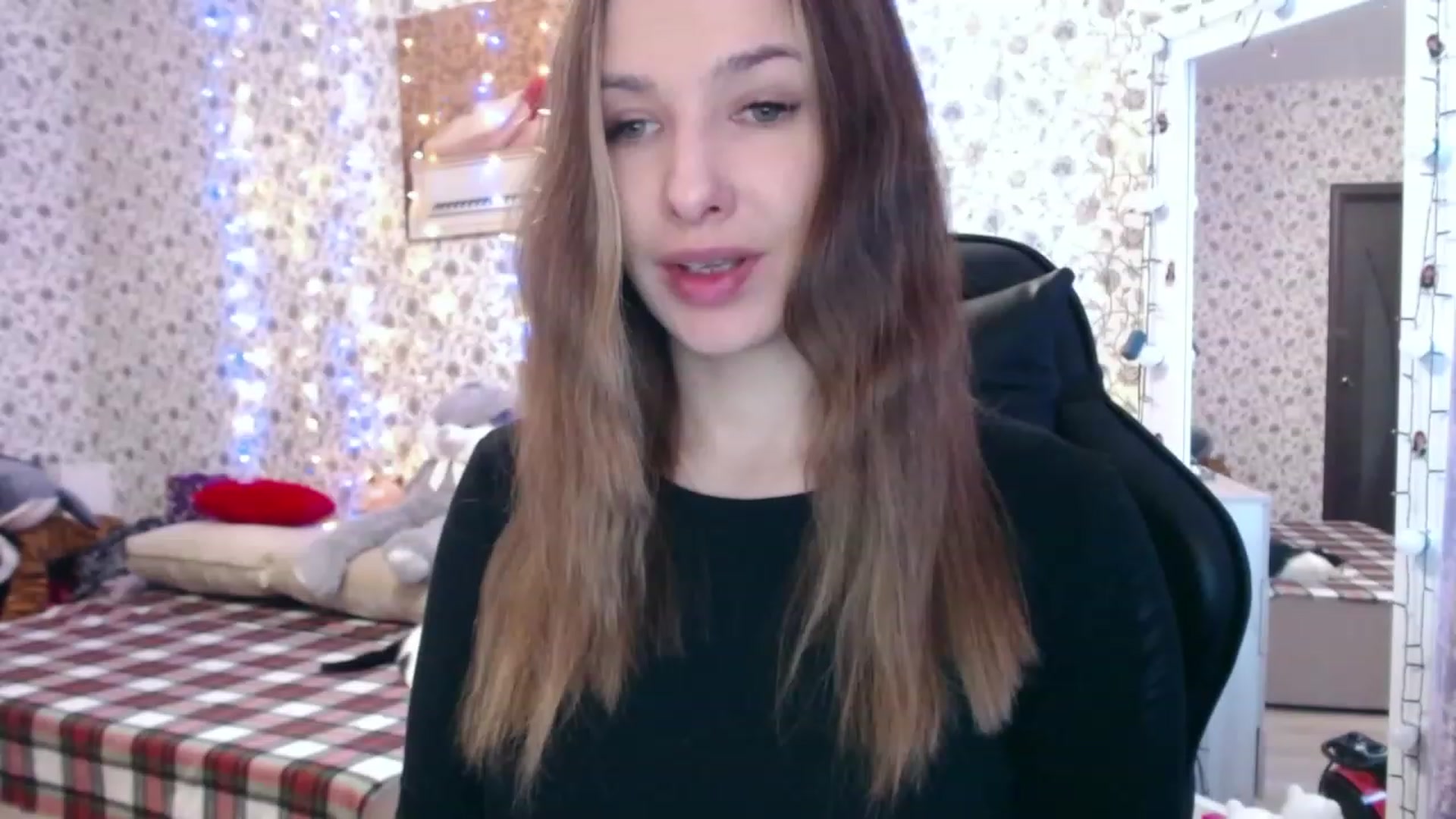 Gallery image thumbnail from RosieRosa's myfreecams stream on, 03/16/2023, 05:14 image 4 of 20