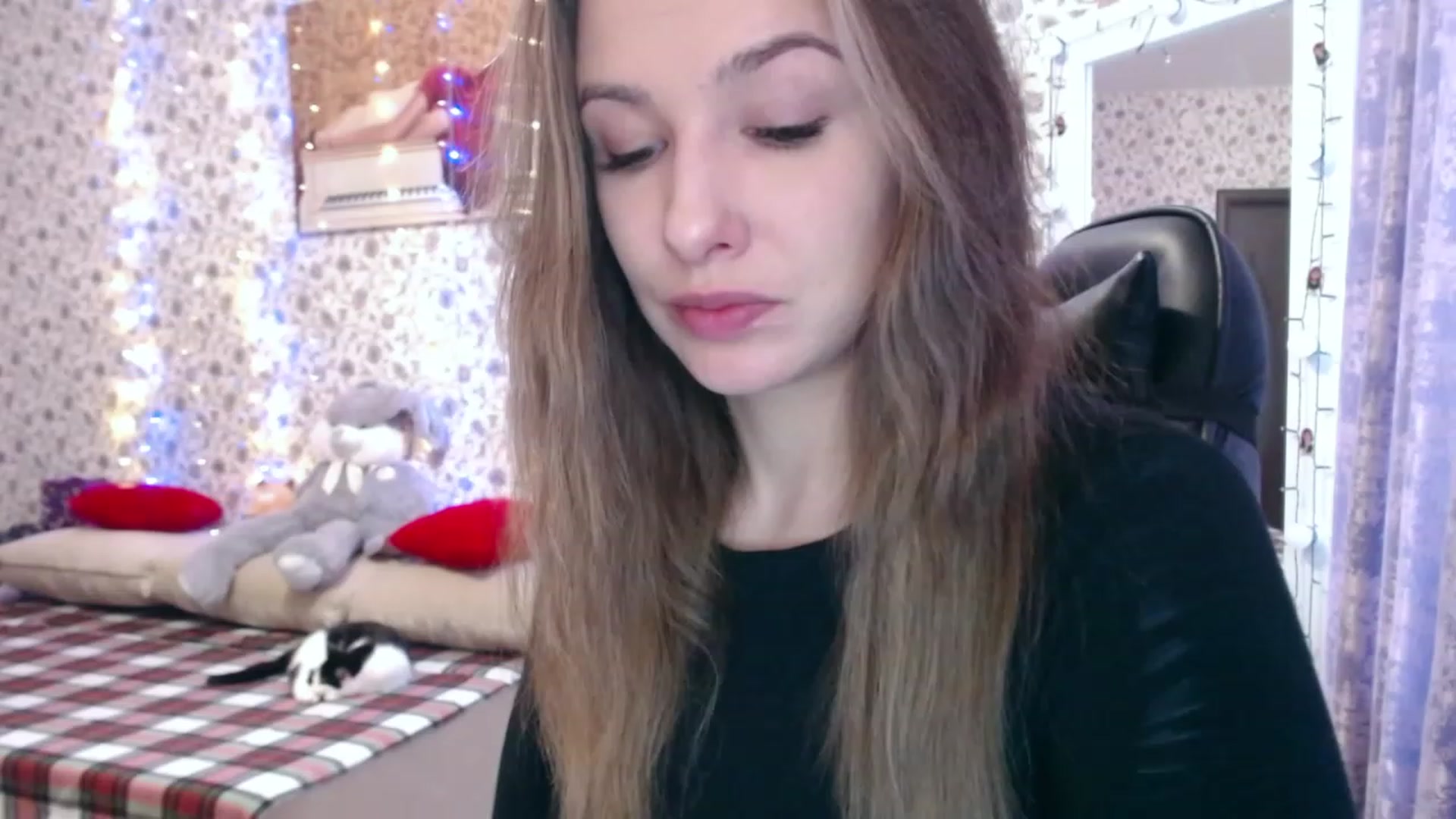 Gallery image thumbnail from RosieRosa's myfreecams stream on, 03/16/2023, 05:14 image 13 of 20