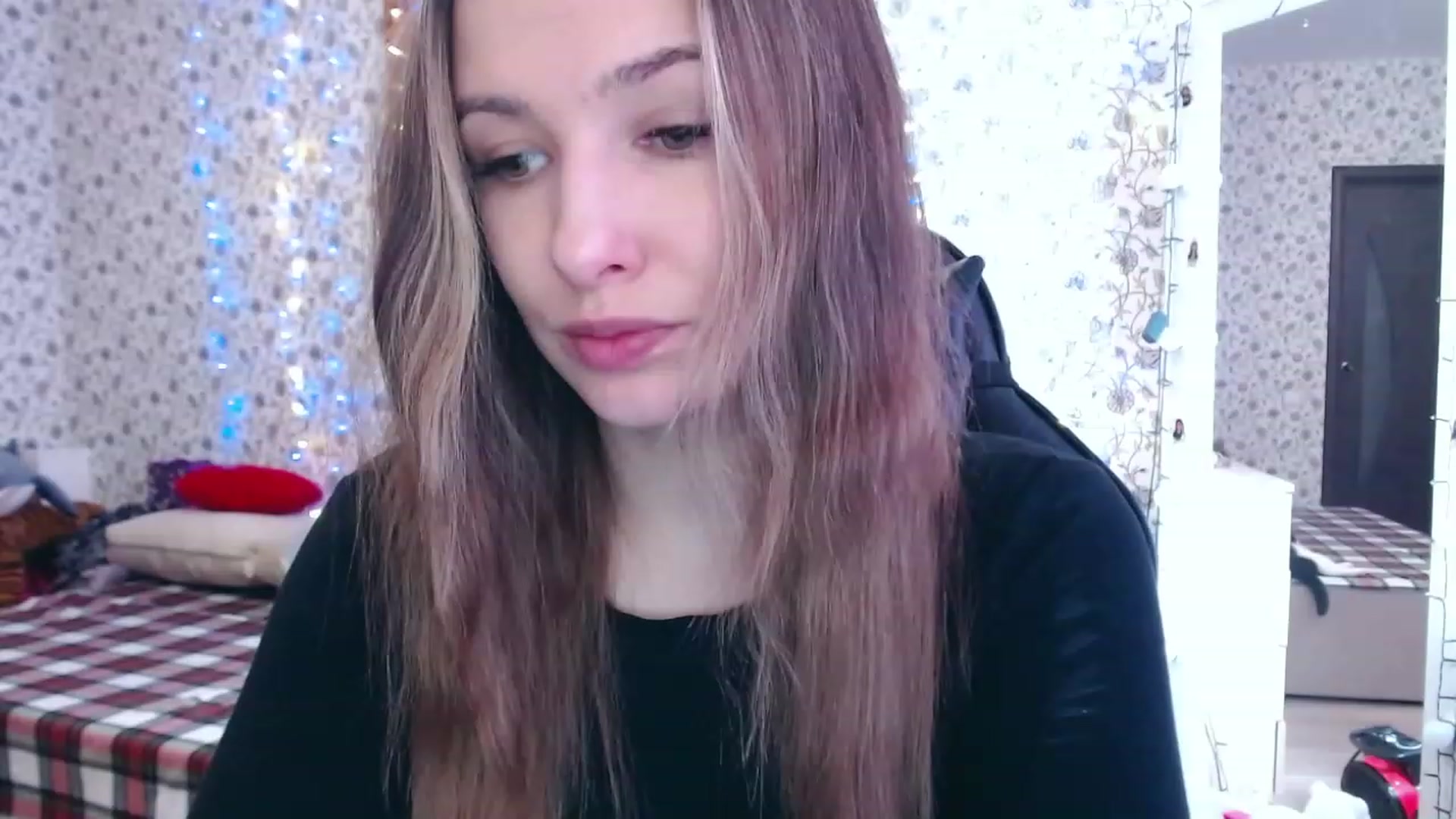 Gallery image thumbnail from RosieRosa's myfreecams stream on, 03/16/2023, 06:53 image 15 of 20