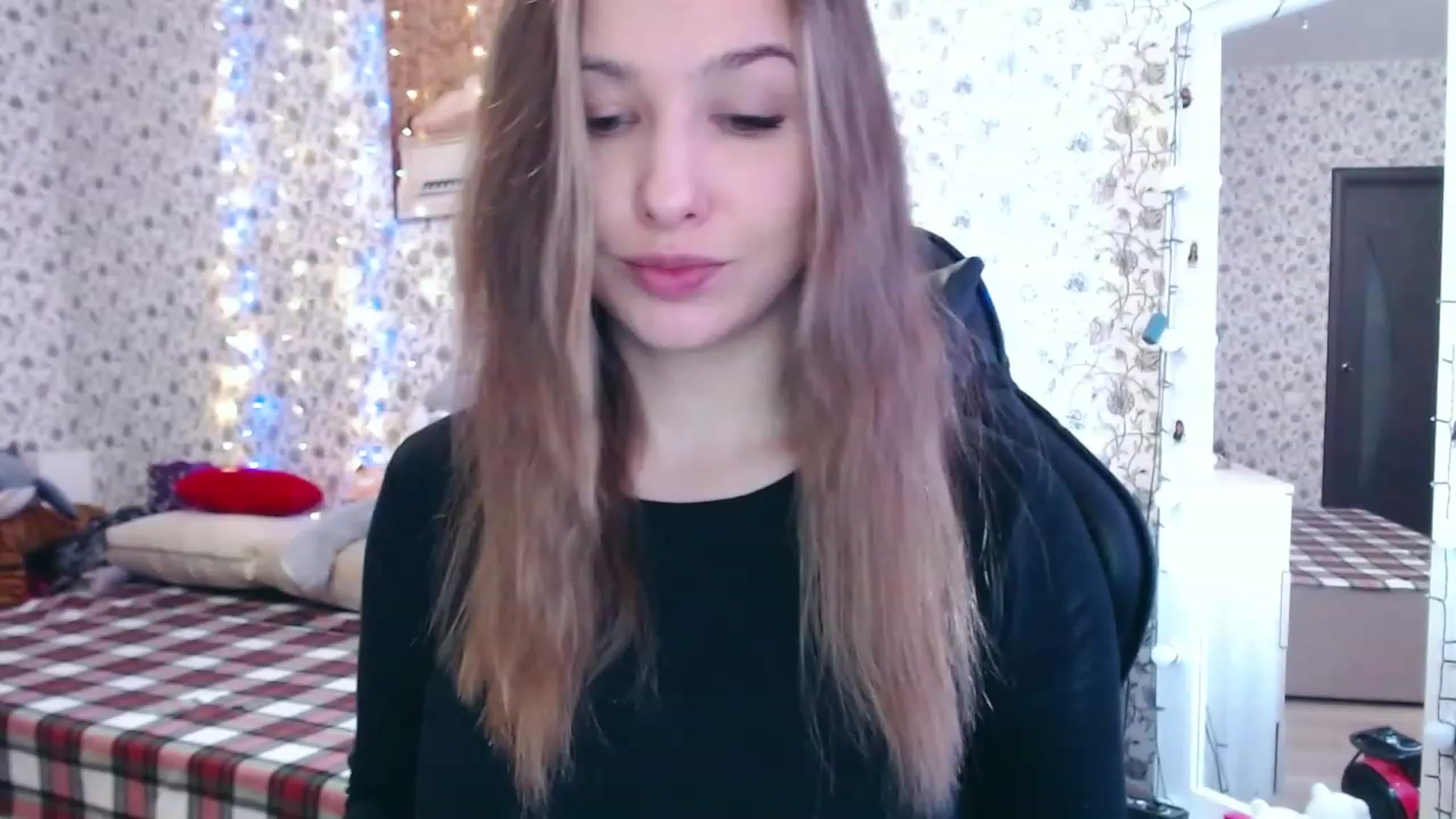 Gallery image thumbnail from RosieRosa's myfreecams stream on, 03/16/2023, 06:53 image 5 of 20