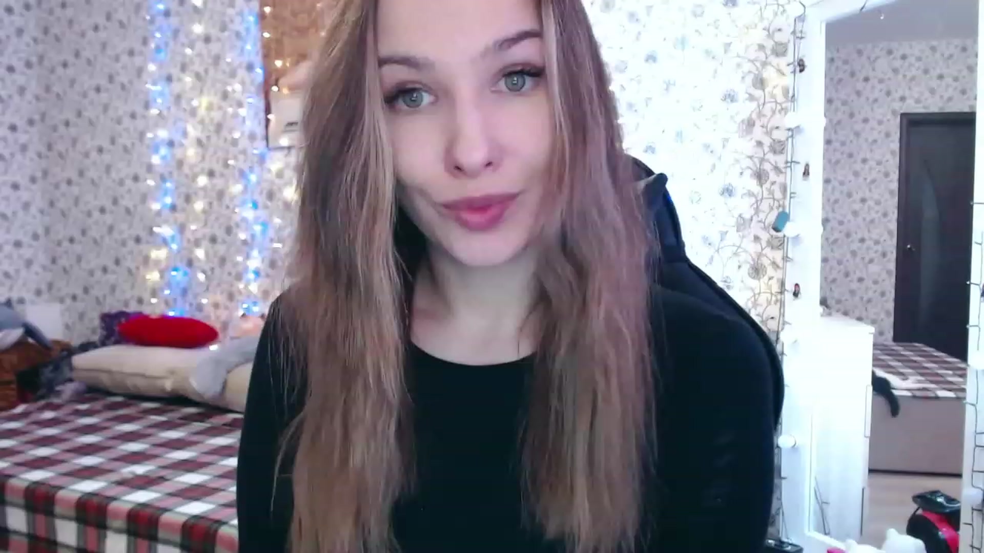 Gallery image thumbnail from RosieRosa's myfreecams stream on, 03/16/2023, 06:53 image 12 of 20