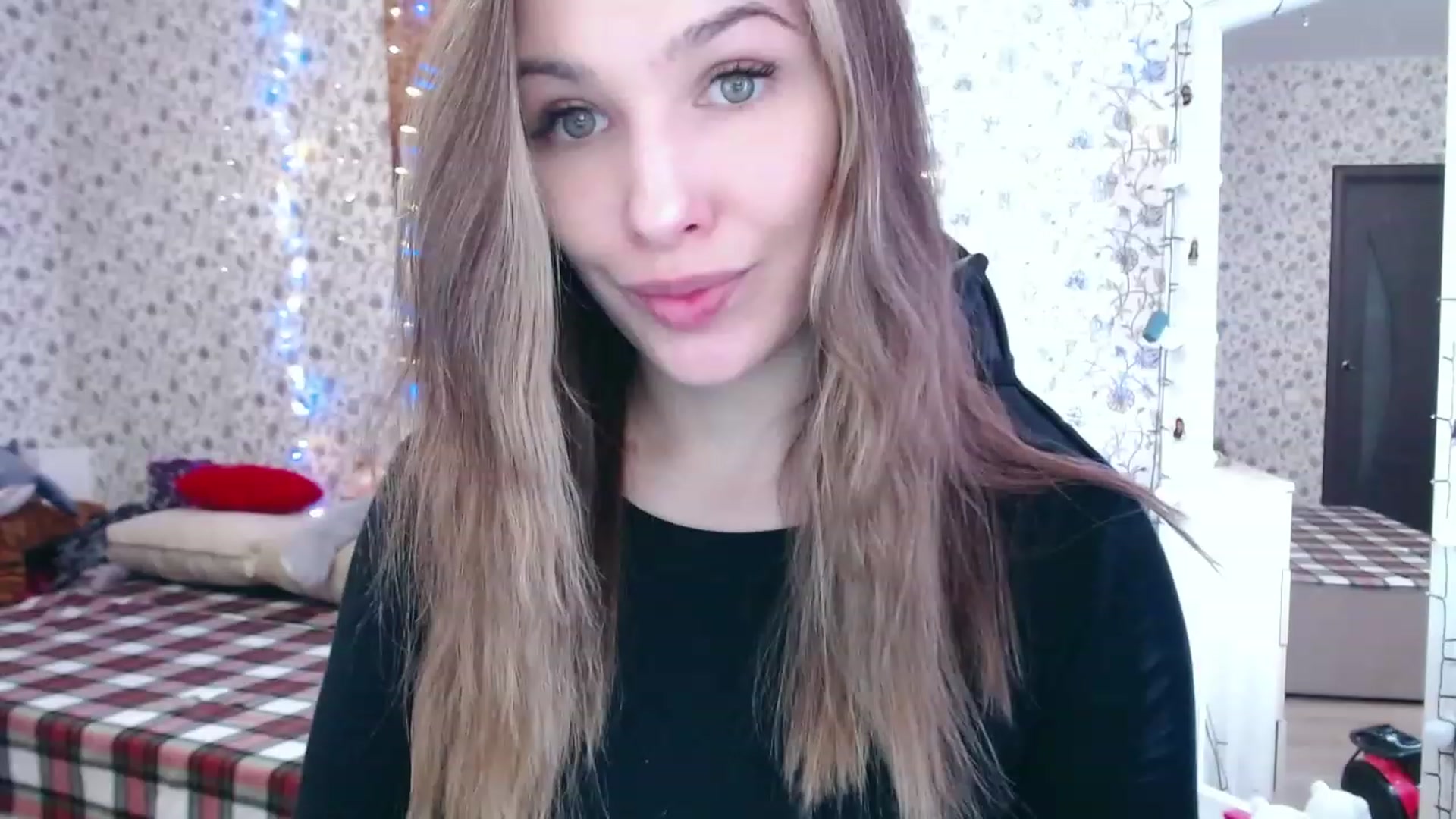 Gallery image thumbnail from RosieRosa's myfreecams stream on, 03/16/2023, 06:53 image 9 of 20