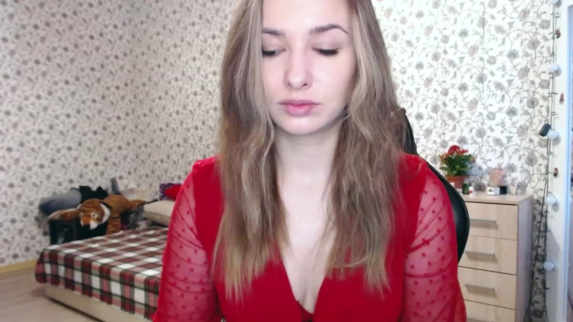 Gallery image thumbnail from RosieRosa's myfreecams stream on, 03/17/2023, 05:14 image 10 of 20