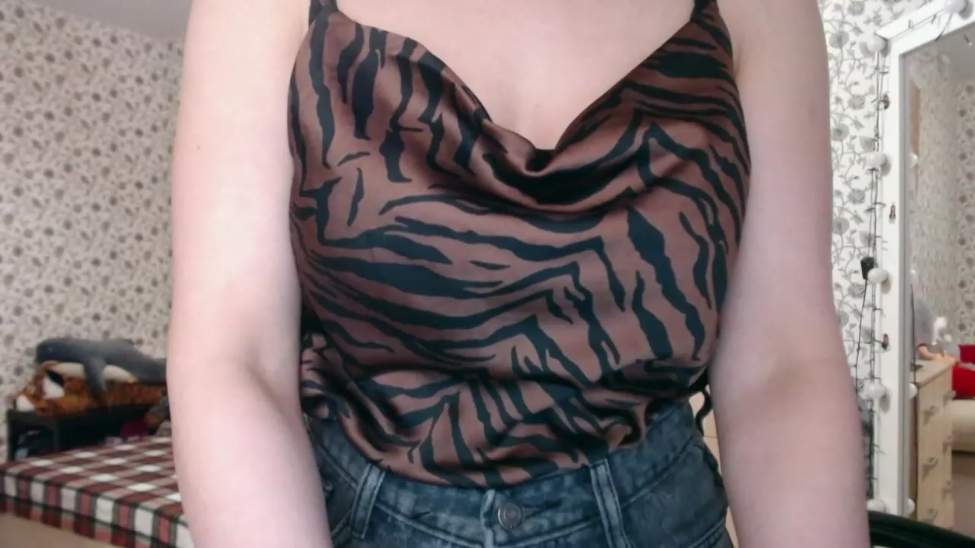 Gallery image thumbnail from RosieRosa's myfreecams stream on, 03/21/2023, 04:19 image 19 of 20