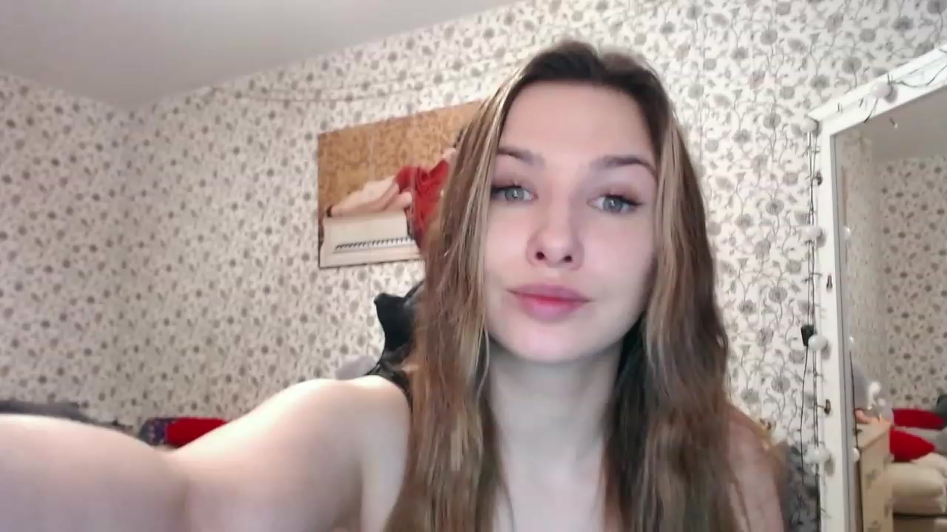 Gallery image thumbnail from RosieRosa's myfreecams stream on, 03/21/2023, 04:19 image 17 of 20