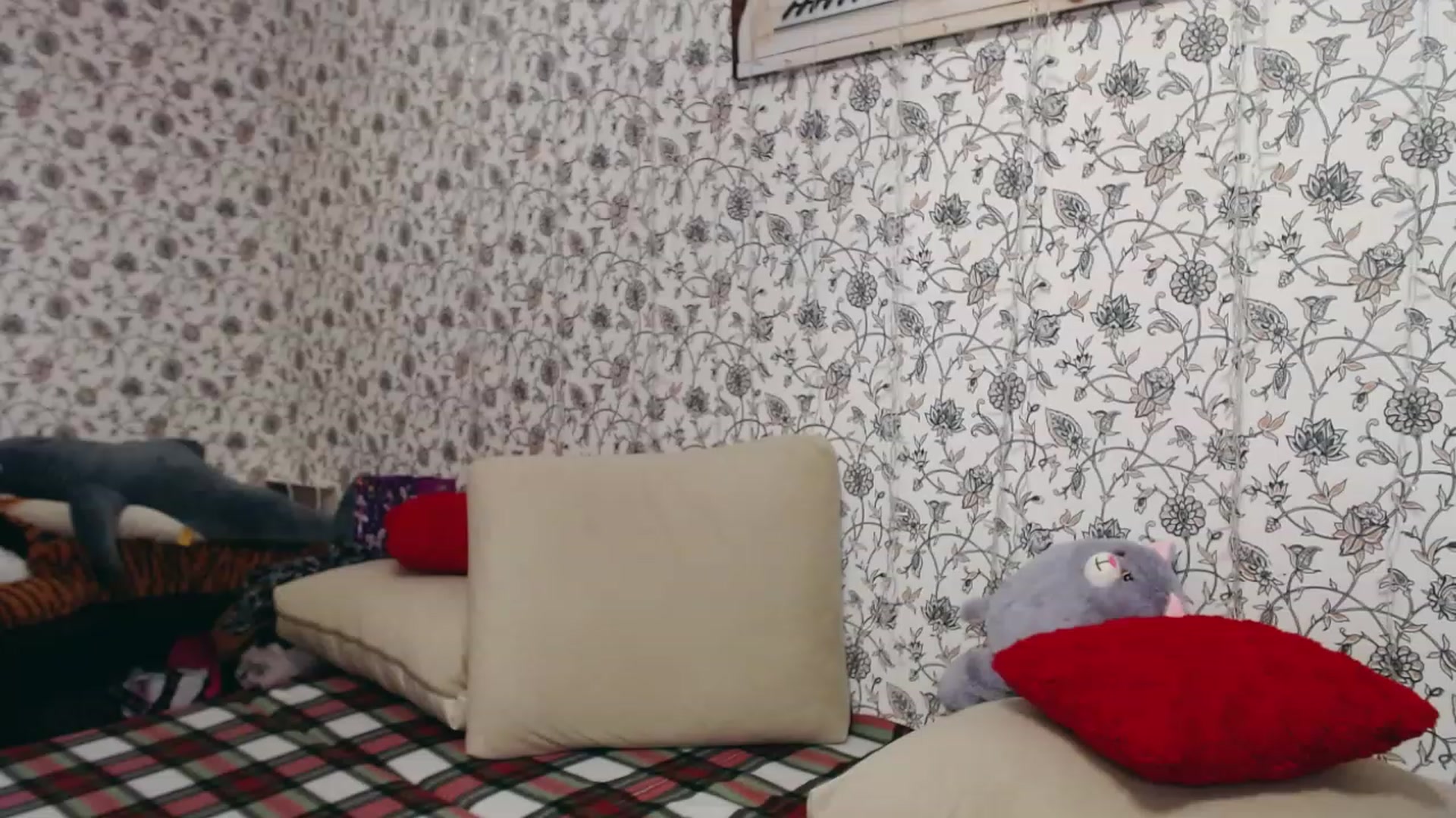 Gallery image thumbnail from RosieRosa's myfreecams stream on, 03/22/2023, 04:26 image 20 of 20