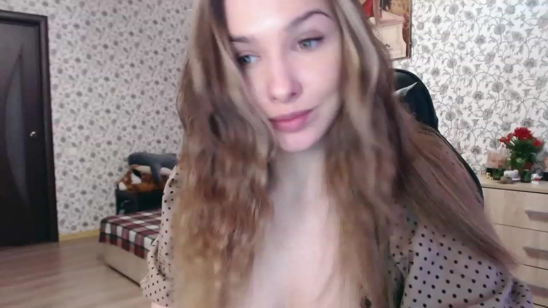 Gallery image thumbnail from RosieRosa's myfreecams stream on, 03/22/2023, 06:58 image 10 of 20