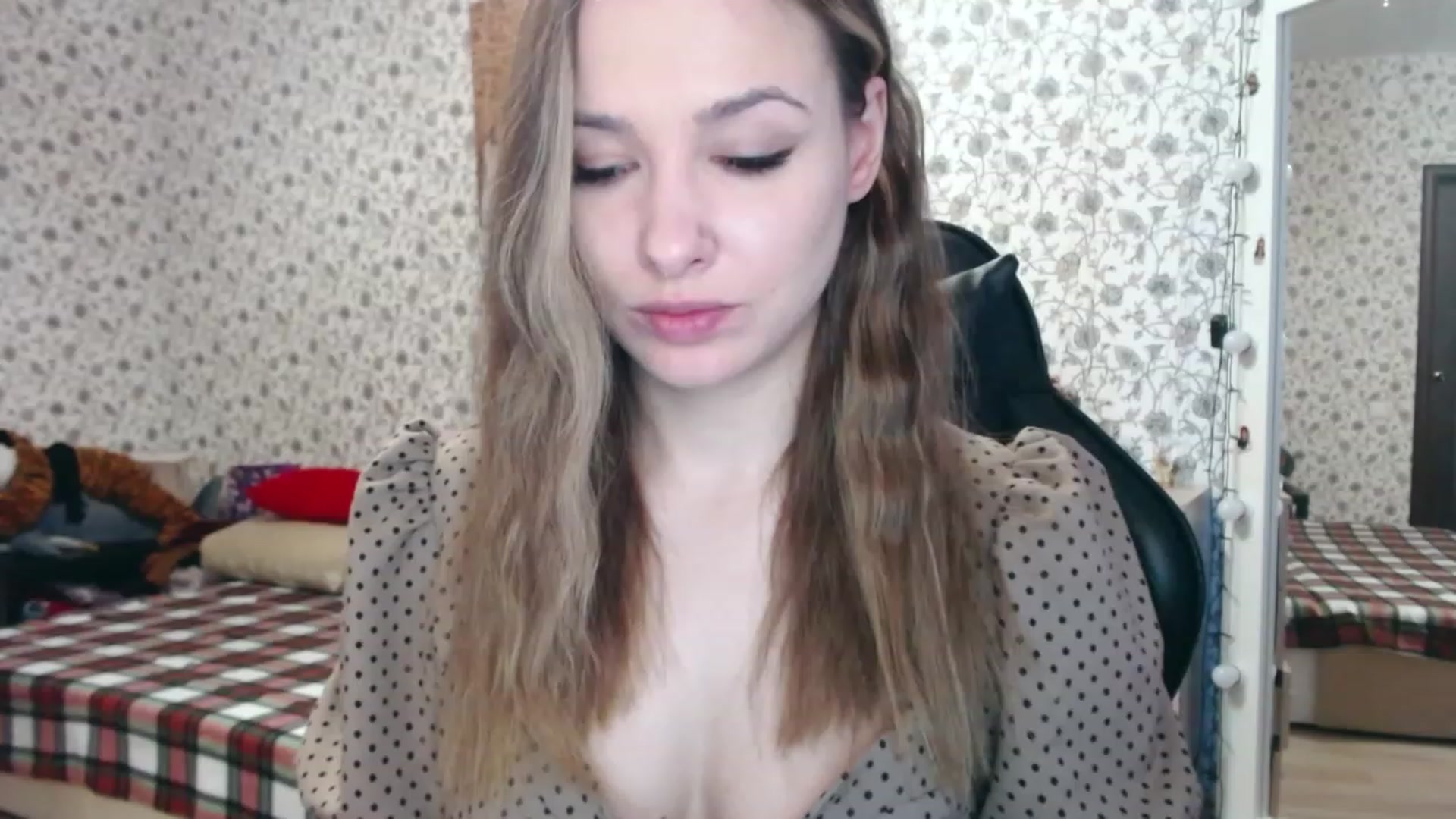 Gallery image thumbnail from RosieRosa's myfreecams stream on, 03/27/2023, 04:51 image 11 of 20