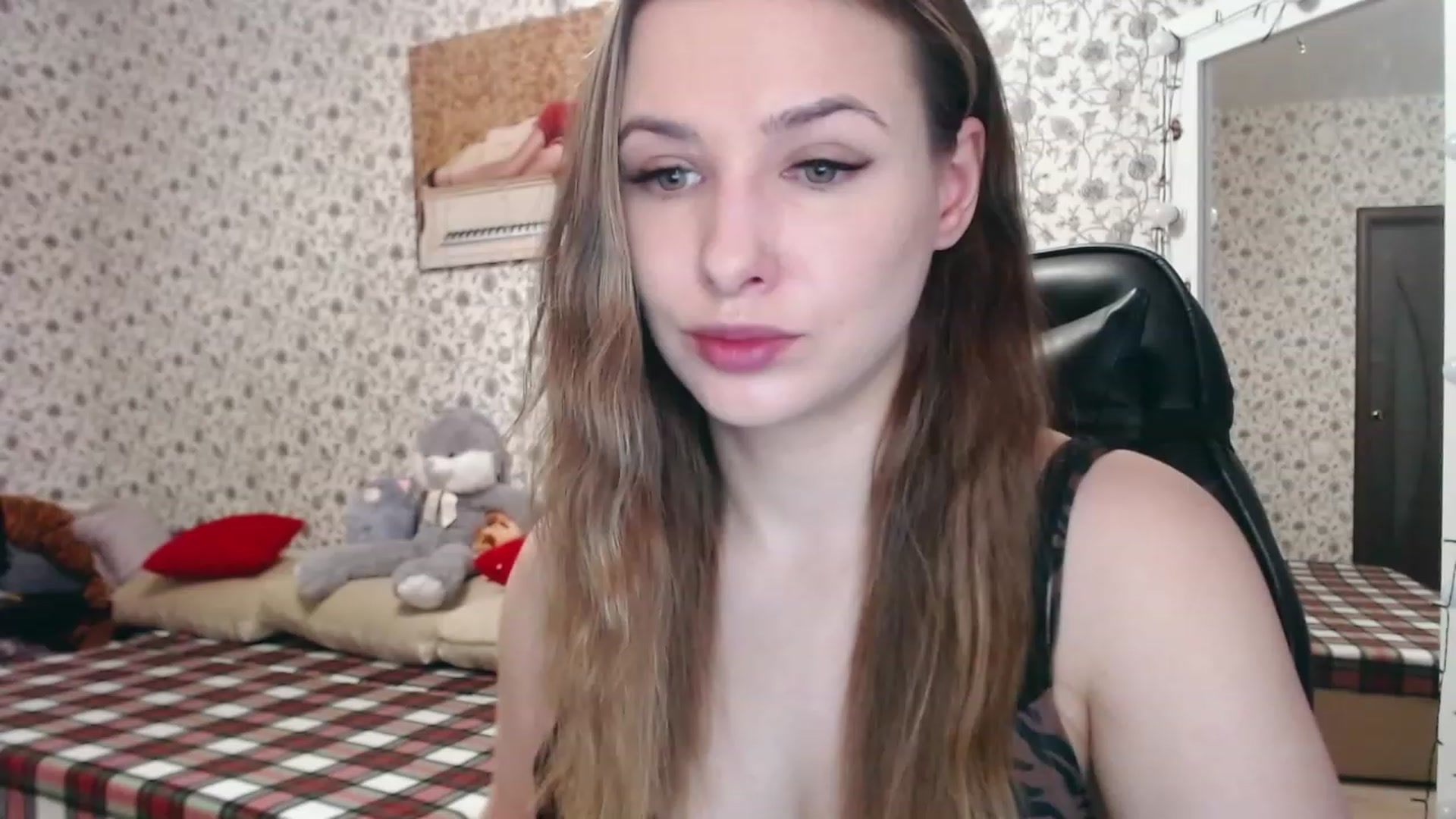 Gallery image thumbnail from RosieRosa's myfreecams stream on, 03/28/2023, 04:32 image 5 of 20