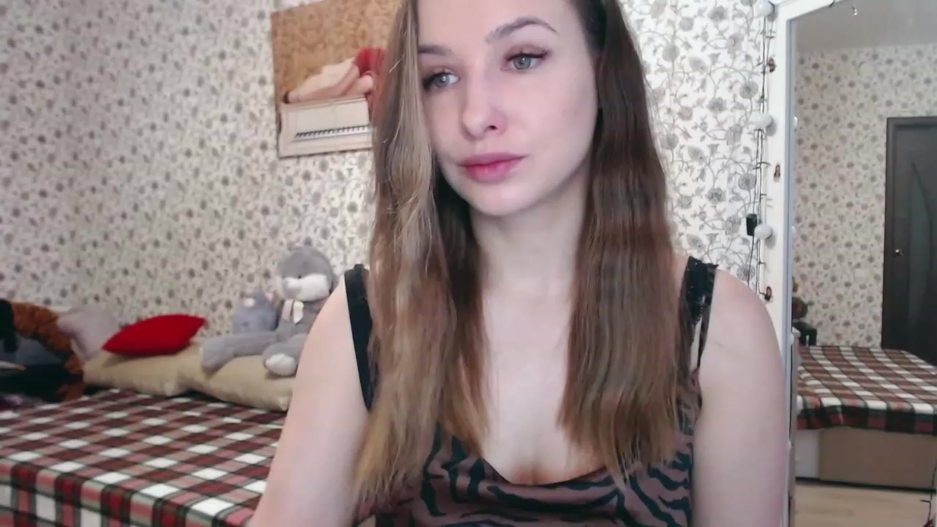 Gallery image thumbnail from RosieRosa's myfreecams stream on, 03/28/2023, 04:32 image 13 of 20
