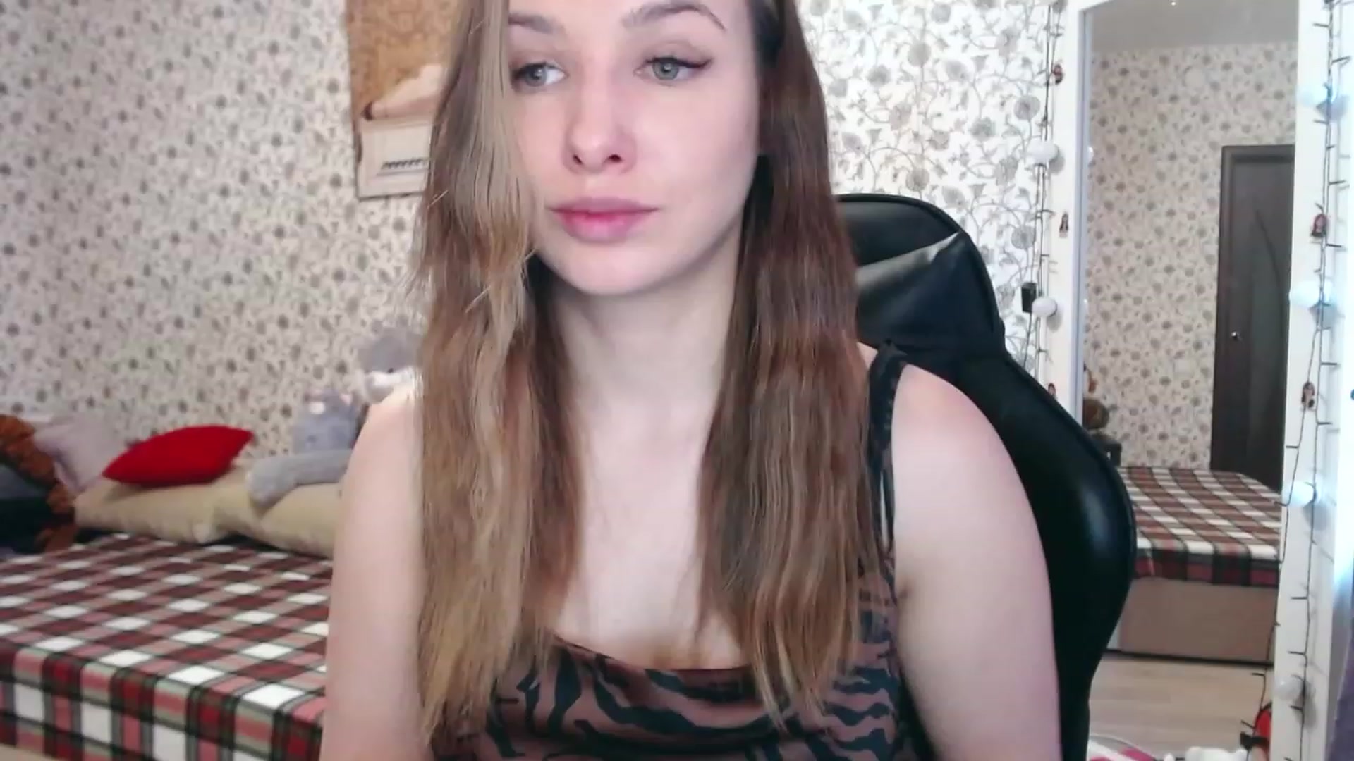 Gallery image thumbnail from RosieRosa's myfreecams stream on, 03/28/2023, 04:32 image 20 of 20