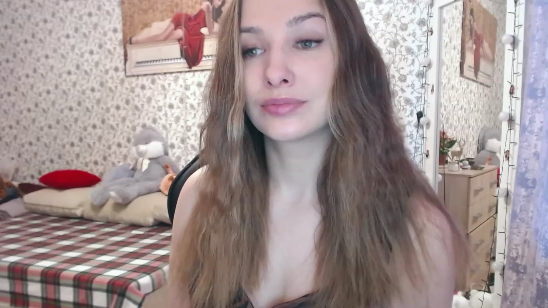 Gallery image thumbnail from RosieRosa's myfreecams stream on, 04/03/2023, 04:10 image 16 of 20