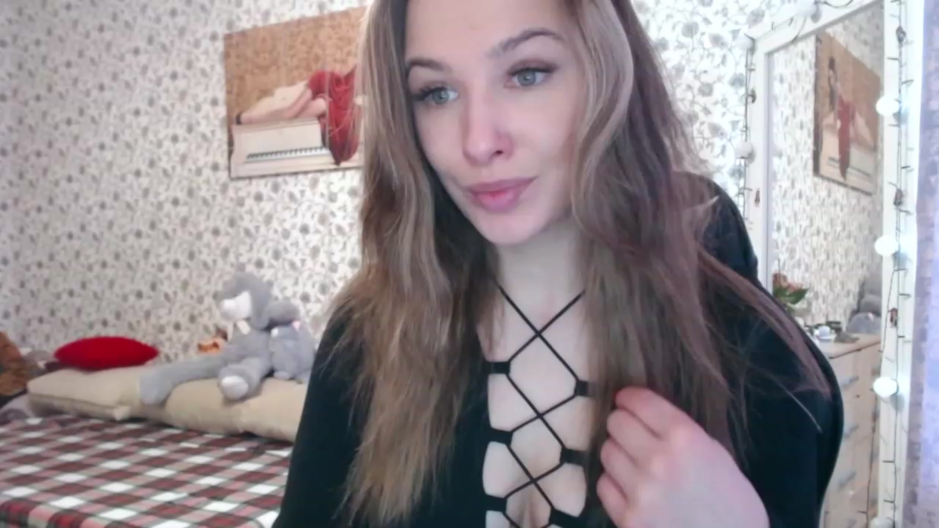 Gallery image thumbnail from RosieRosa's myfreecams stream on, 04/05/2023, 06:32 image 1 of 20