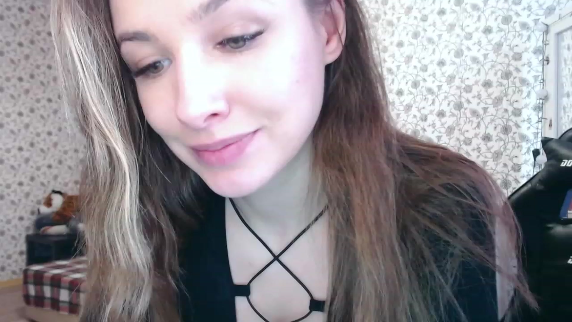Gallery image thumbnail from RosieRosa's myfreecams stream on, 04/05/2023, 06:32 image 13 of 20