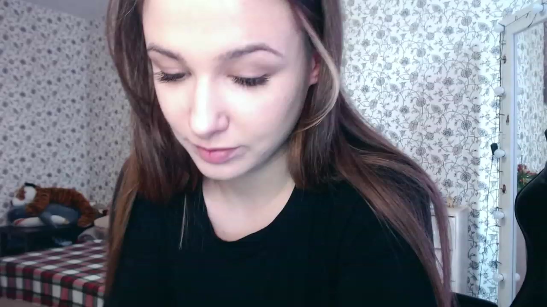 Gallery image thumbnail from RosieRosa's myfreecams stream on, 04/05/2023, 13:14 image 9 of 20