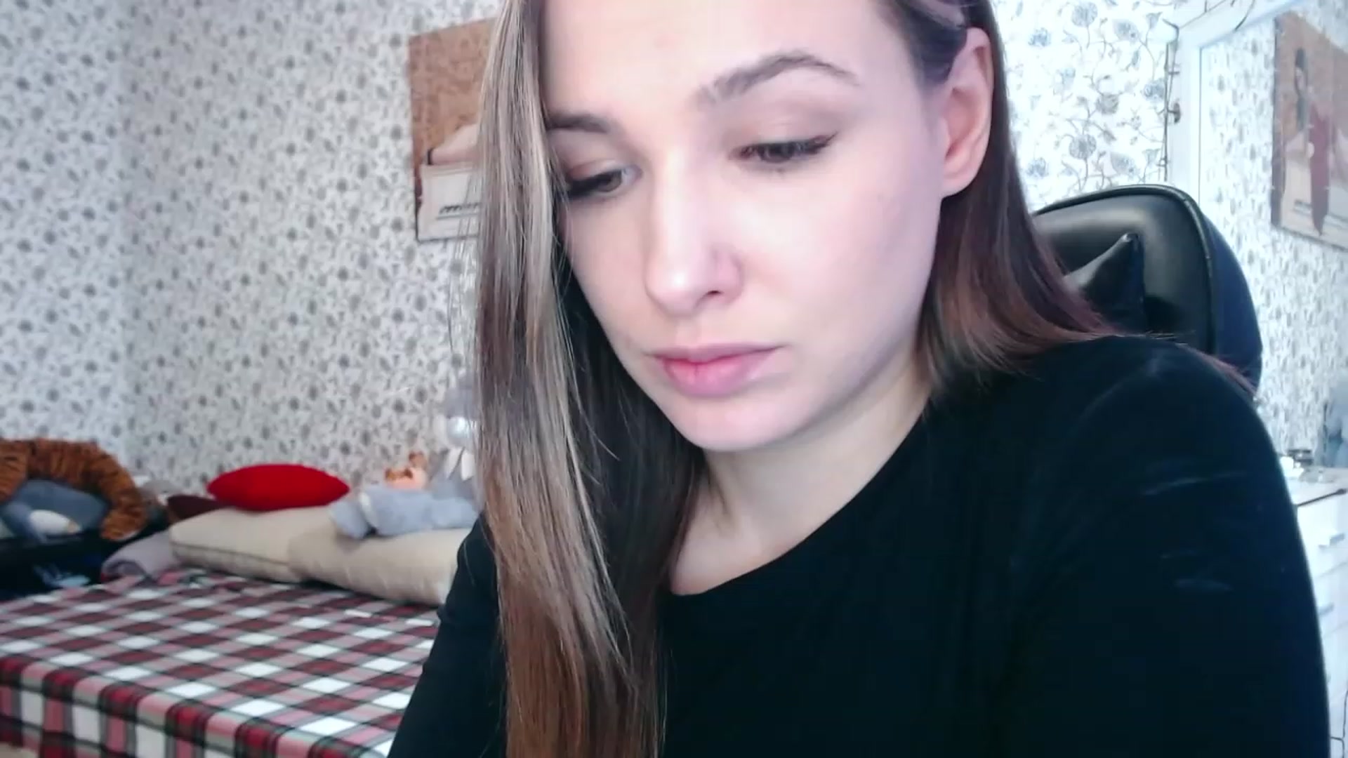 Gallery image thumbnail from RosieRosa's myfreecams stream on, 04/05/2023, 15:08 image 1 of 20