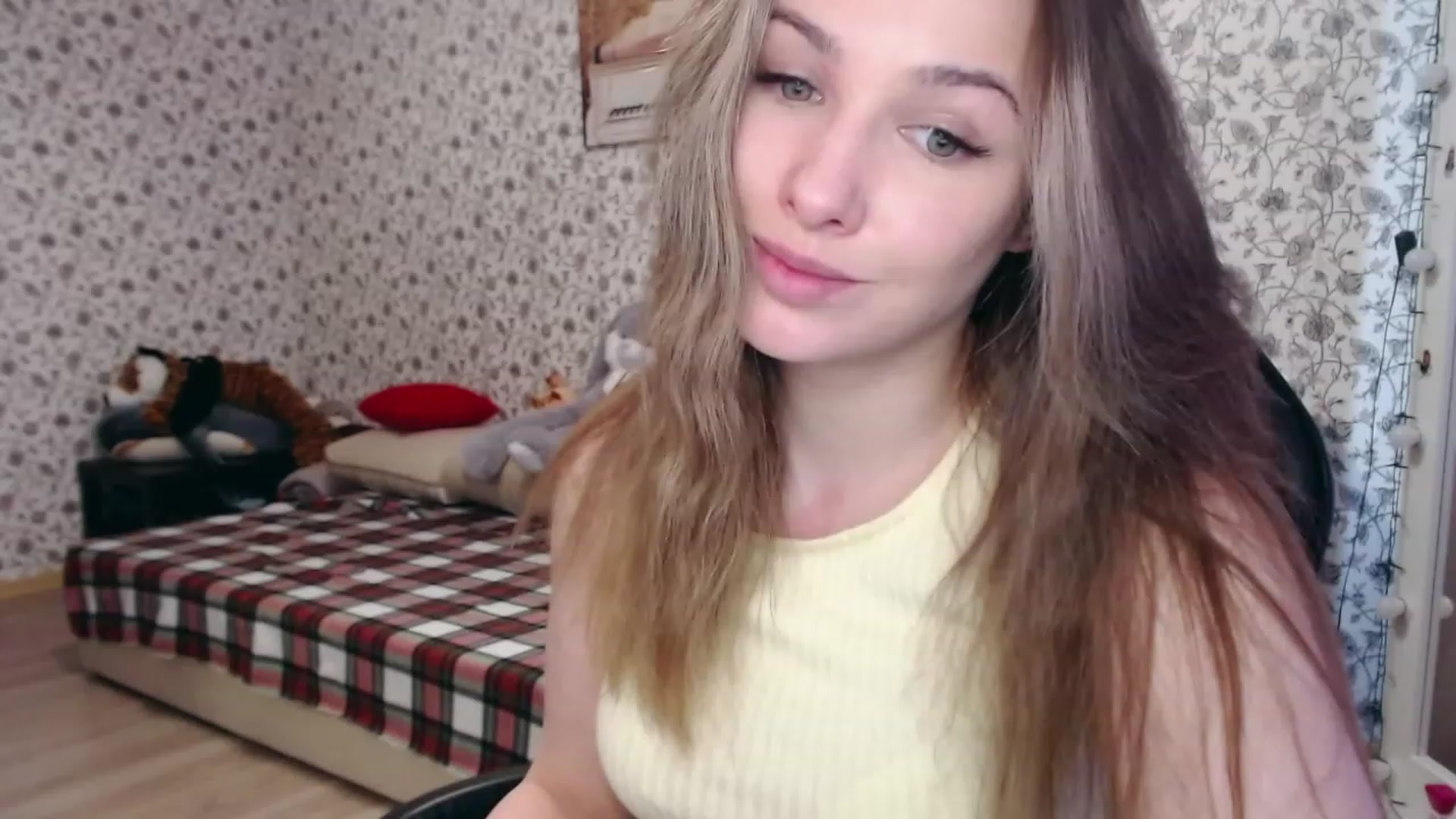 Gallery image thumbnail from RosieRosa's myfreecams stream on, 04/06/2023, 06:40 image 19 of 20