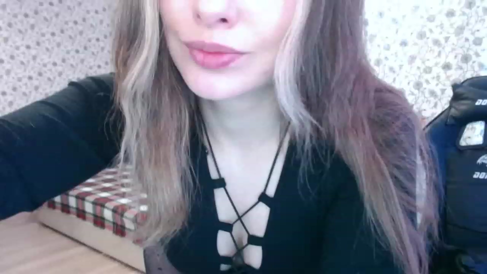 Gallery image thumbnail from RosieRosa's myfreecams stream on, 04/10/2023, 06:38 image 7 of 20