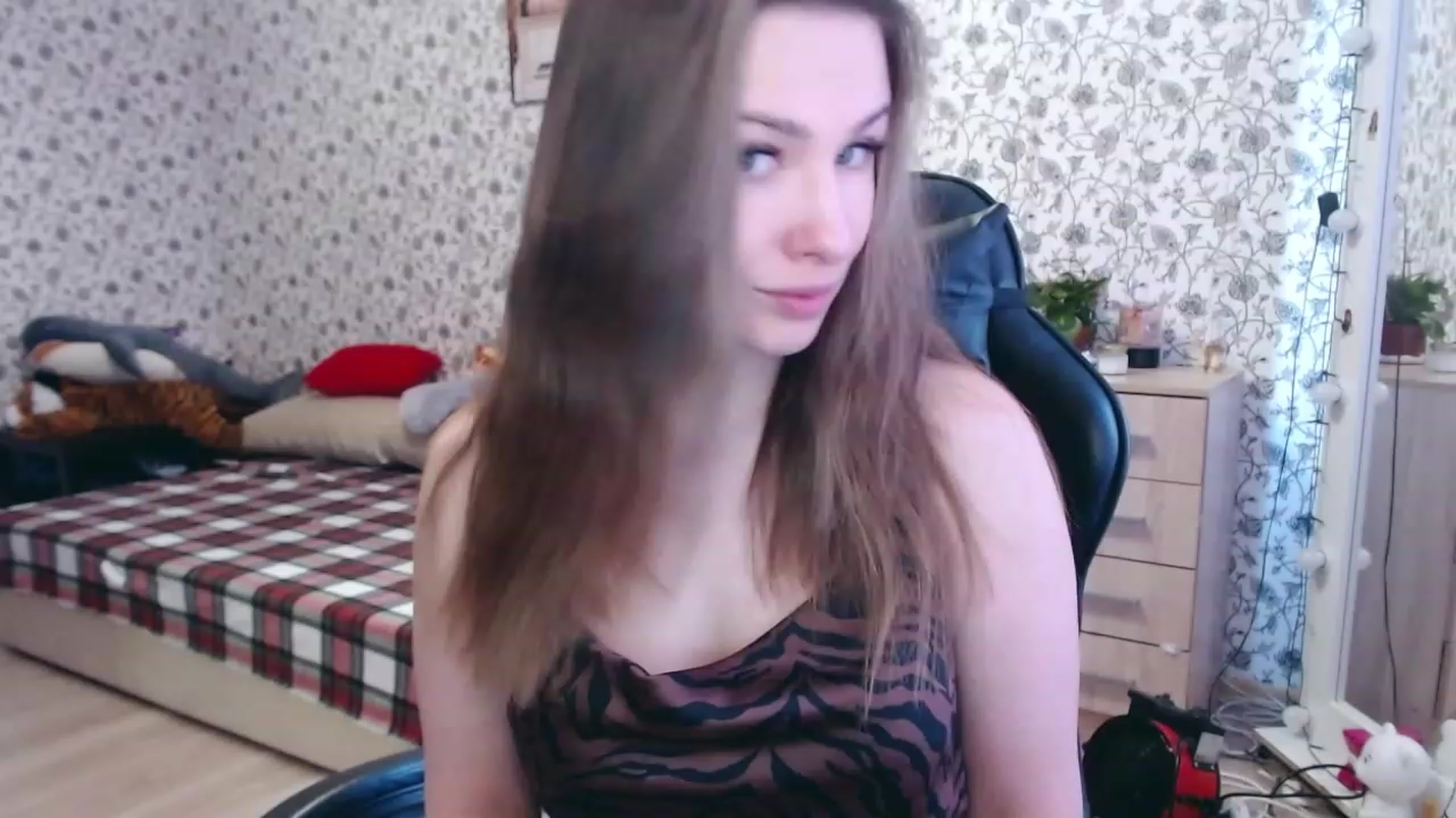 Gallery image thumbnail from RosieRosa's myfreecams stream on, 04/12/2023, 05:54 image 1 of 20