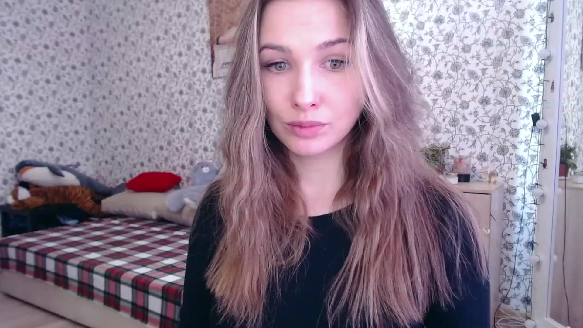 Gallery image thumbnail from RosieRosa's myfreecams stream on, 04/13/2023, 06:18 image 4 of 20