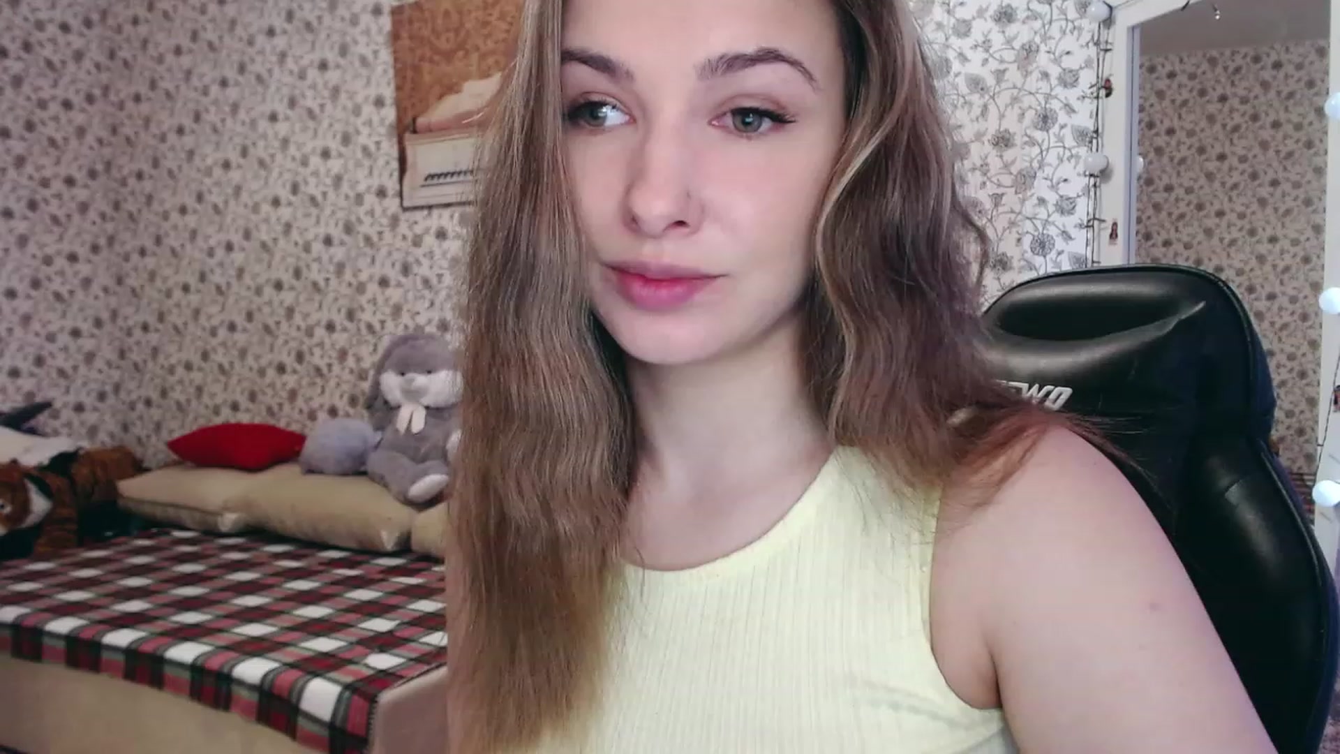 Gallery image thumbnail from RosieRosa's myfreecams stream on, 04/24/2023, 04:02 image 17 of 20