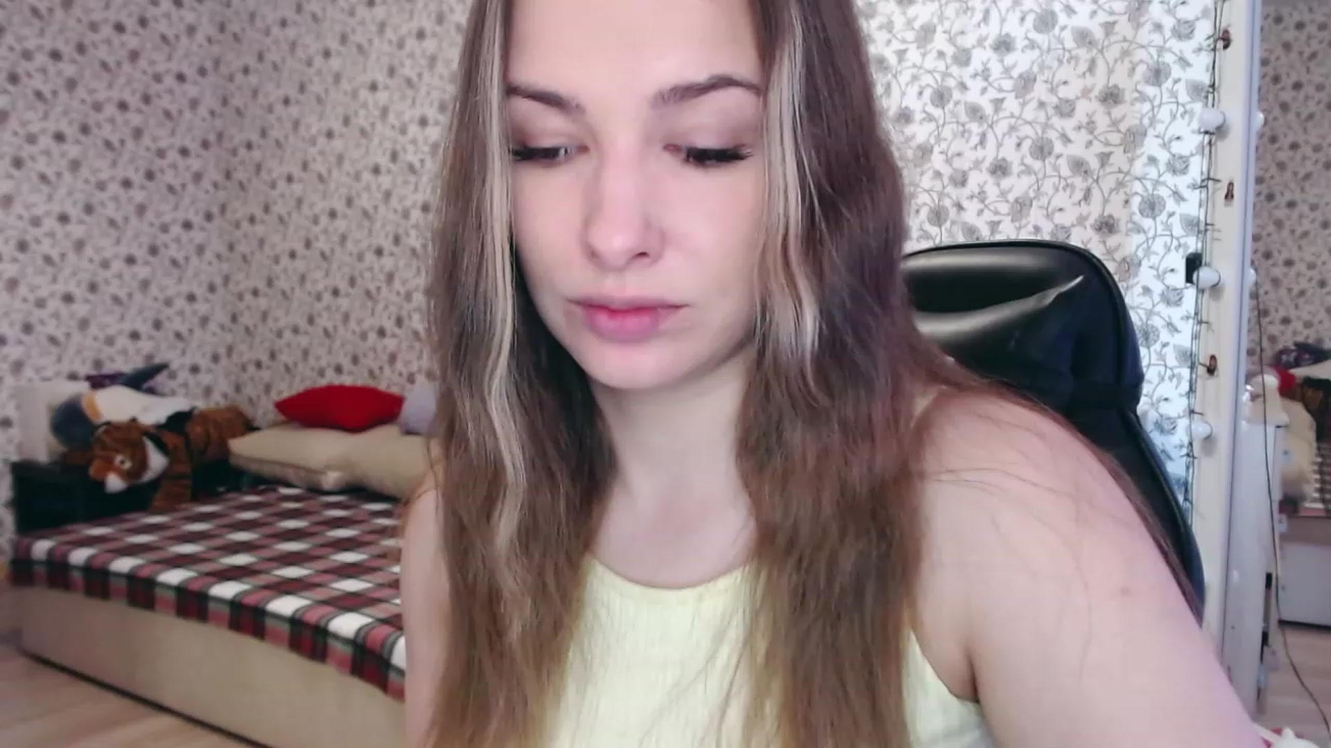 Gallery image thumbnail from RosieRosa's myfreecams stream on, 04/24/2023, 04:32 image 11 of 20