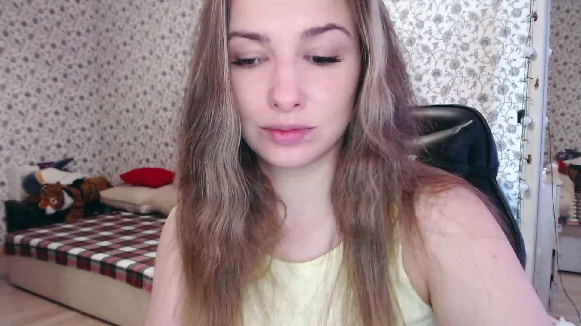 Gallery image thumbnail from RosieRosa's myfreecams stream on, 04/24/2023, 04:32 image 16 of 20