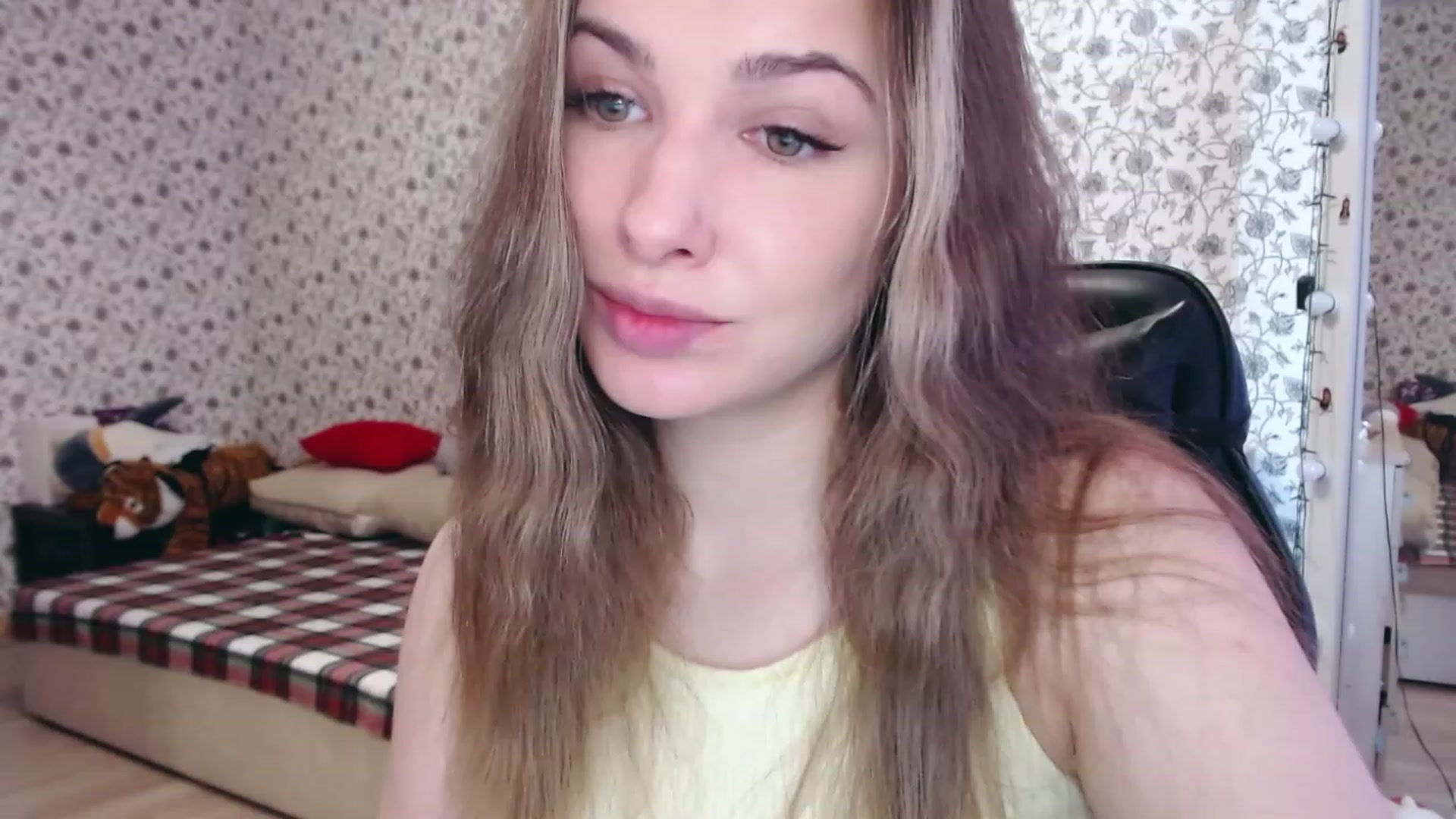 Gallery image thumbnail from RosieRosa's myfreecams stream on, 04/24/2023, 04:32 image 19 of 20