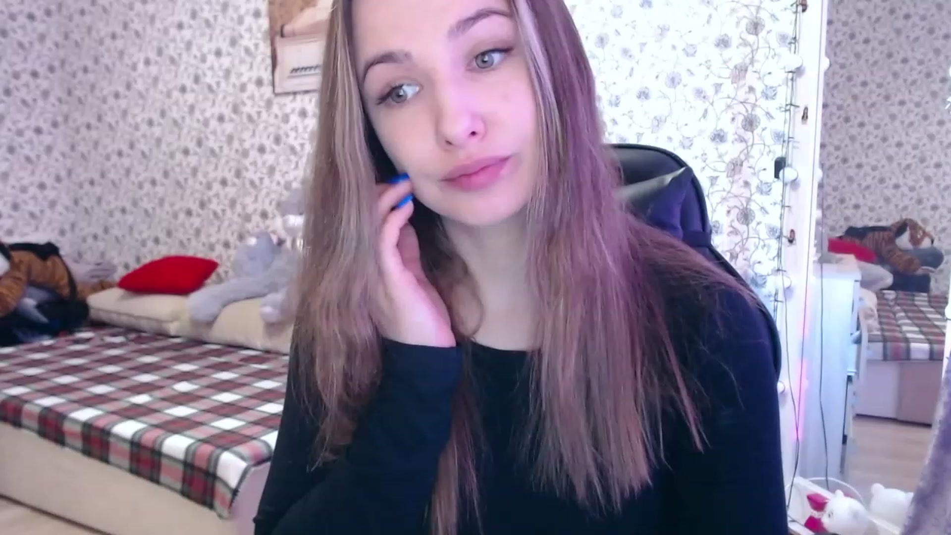 Gallery image thumbnail from RosieRosa's myfreecams stream on, 05/03/2023, 05:08 image 4 of 20