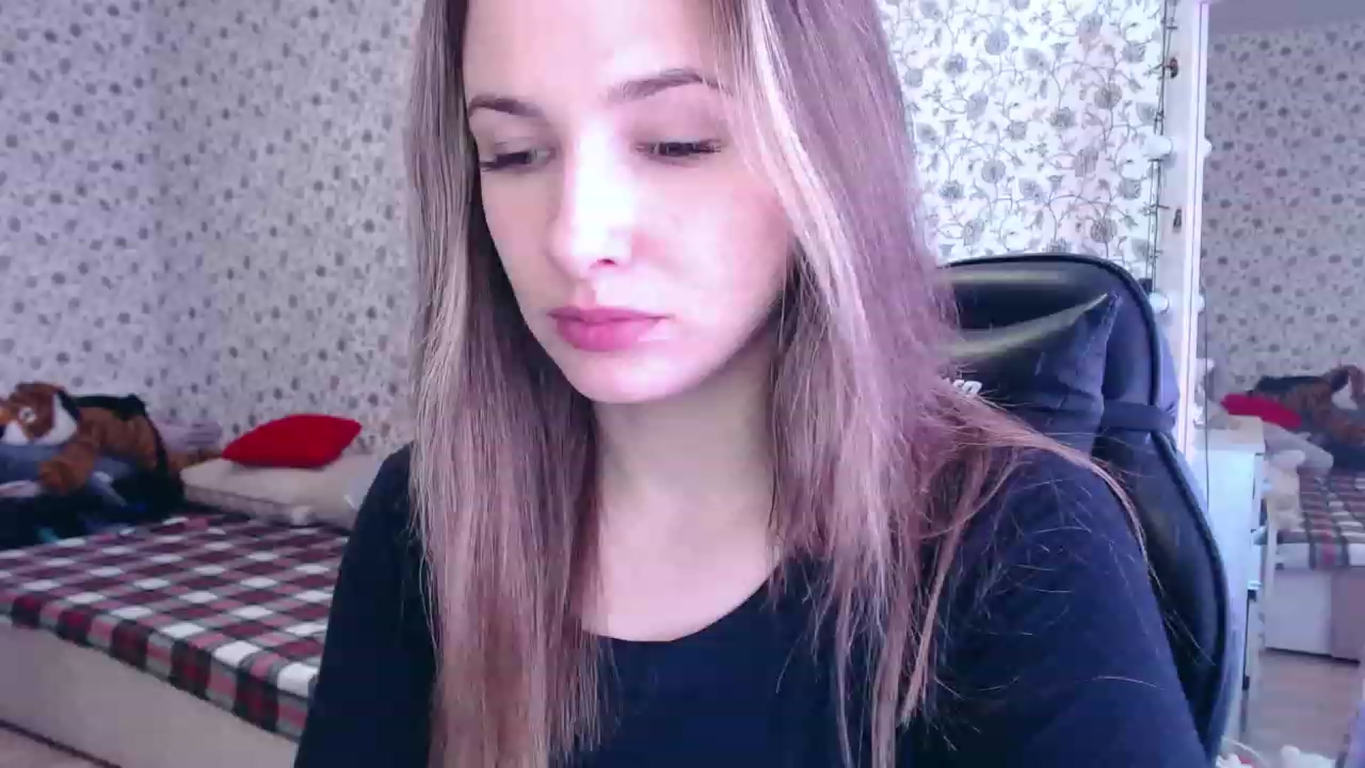 Gallery image thumbnail from RosieRosa's myfreecams stream on, 05/03/2023, 06:37 image 9 of 20