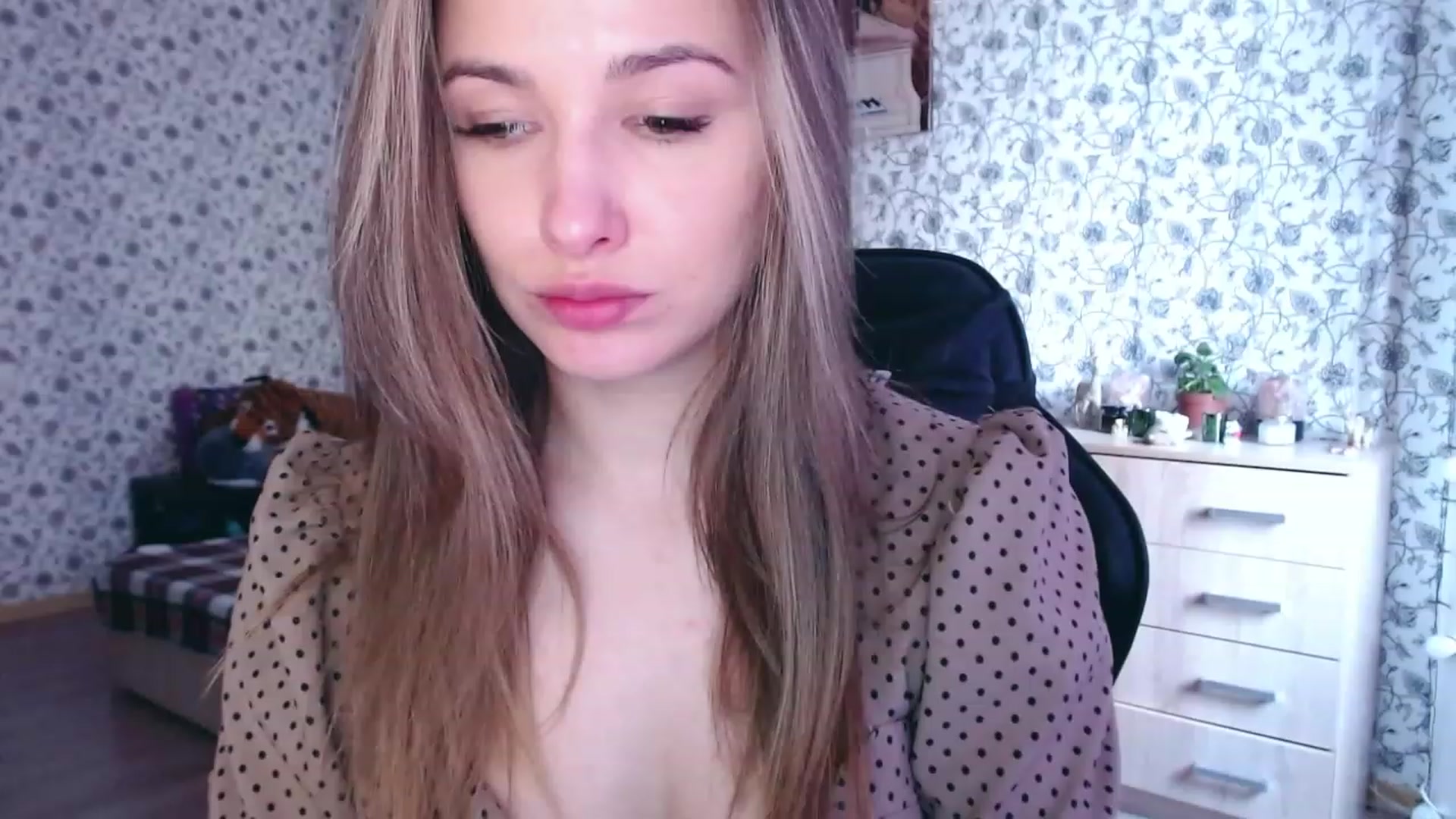 Gallery image thumbnail from RosieRosa's myfreecams stream on, 05/09/2023, 15:53 image 4 of 20