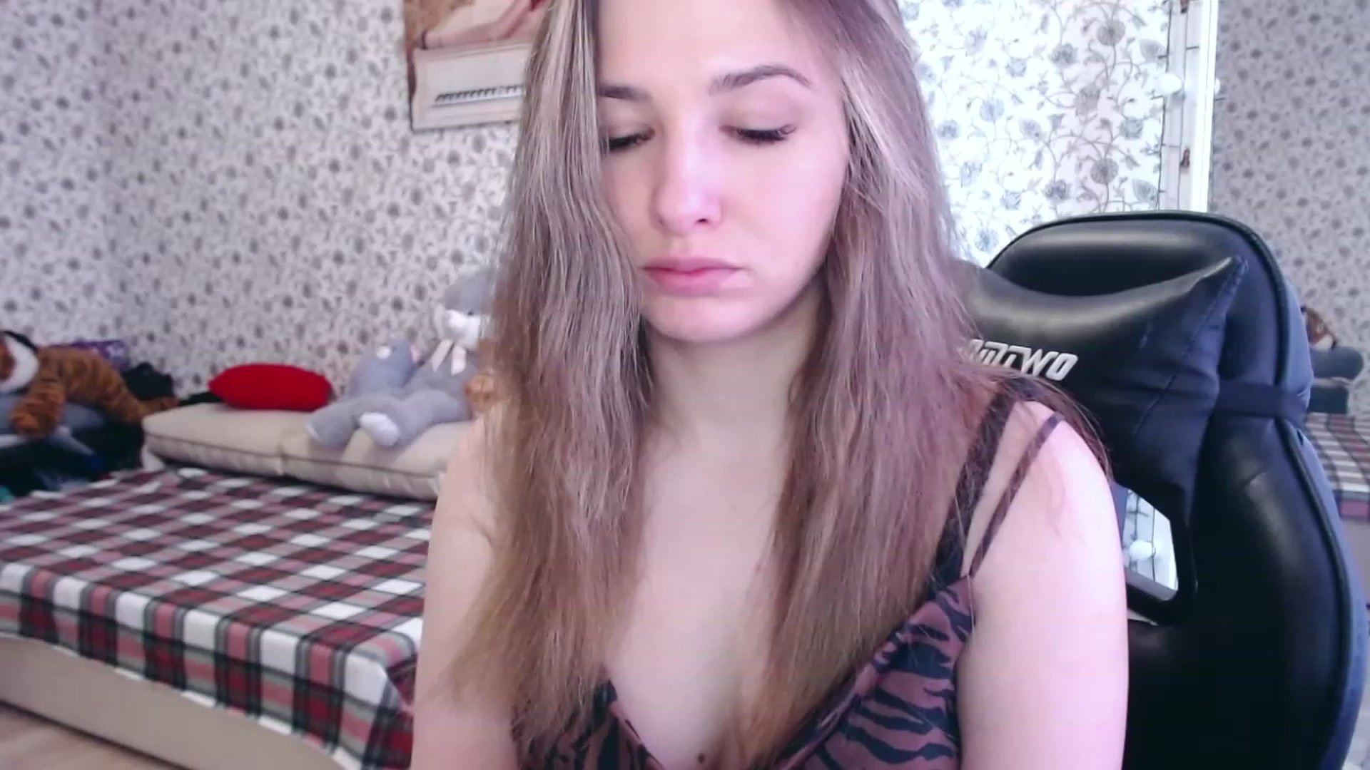 Gallery image thumbnail from RosieRosa's myfreecams stream on, 05/10/2023, 06:13 image 13 of 20