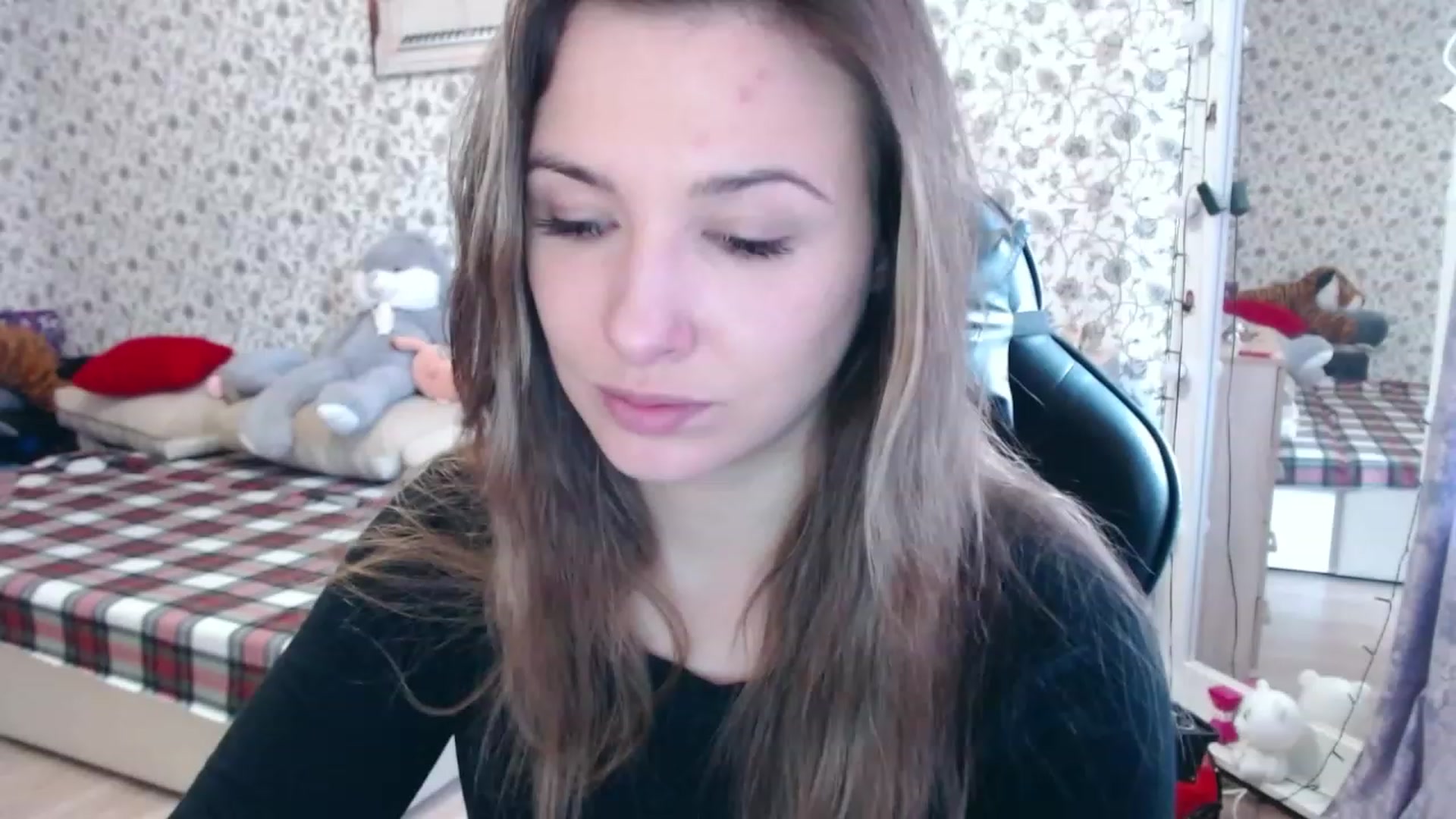 Gallery image thumbnail from RosieRosa's myfreecams stream on, 05/17/2023, 06:36 image 14 of 20