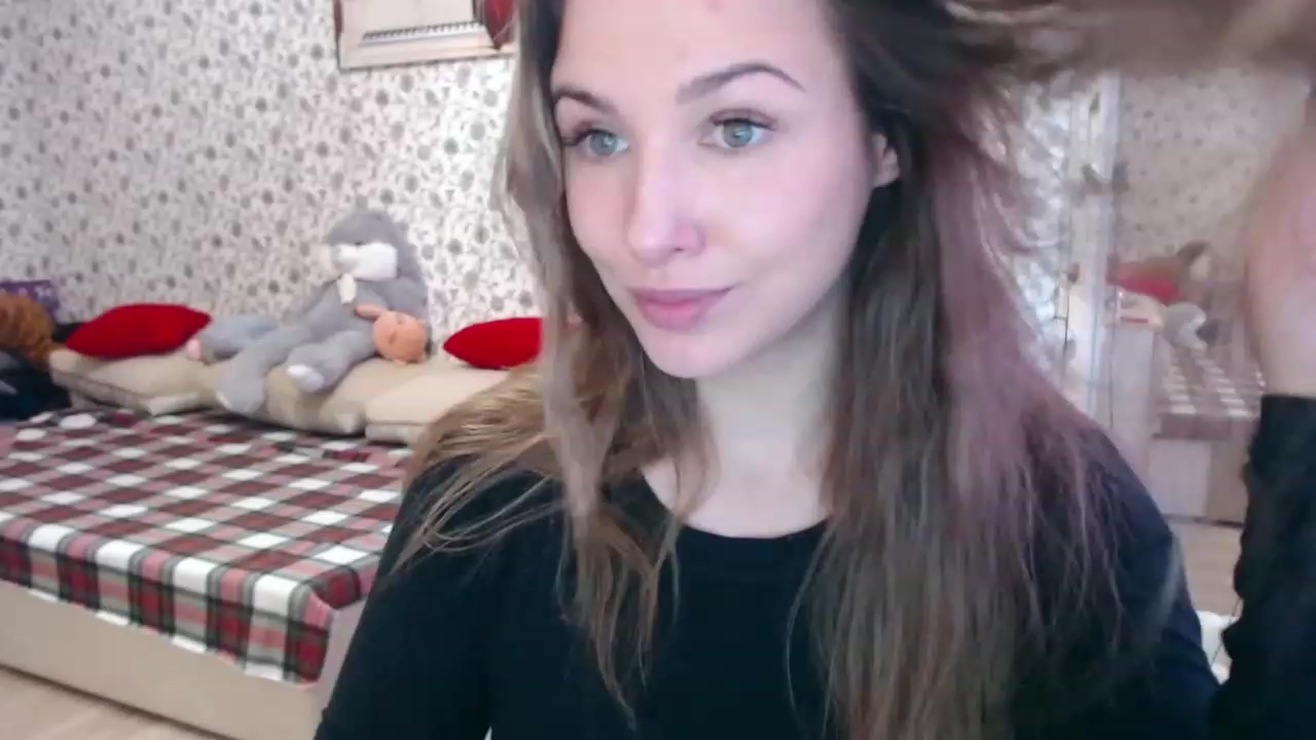 Gallery image thumbnail from RosieRosa's myfreecams stream on, 05/17/2023, 06:36 image 12 of 20