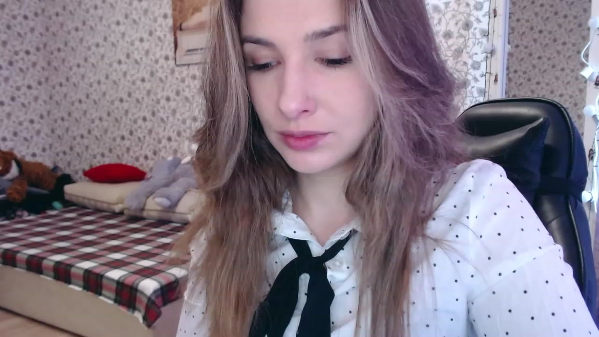 Gallery image thumbnail from RosieRosa's myfreecams stream on, 05/19/2023, 04:39 image 17 of 20