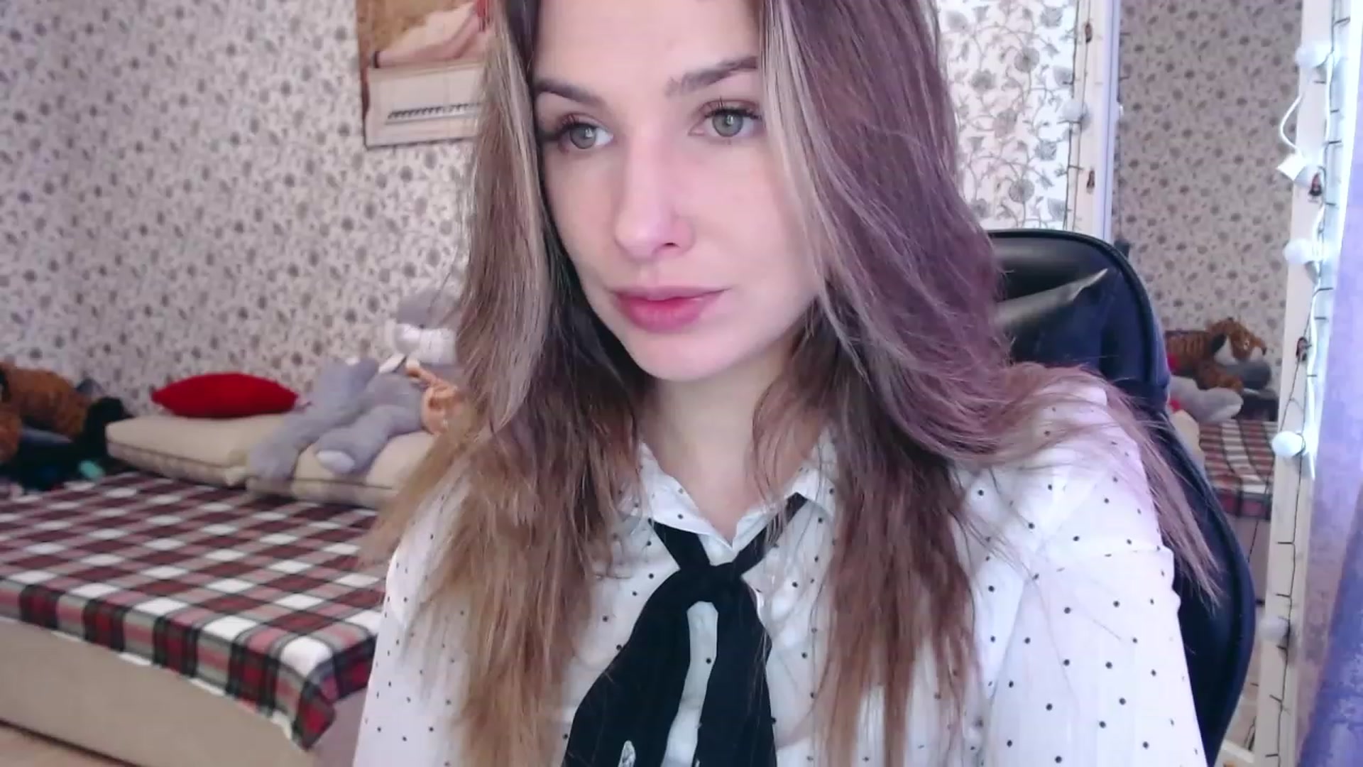 Gallery image thumbnail from RosieRosa's myfreecams stream on, 05/19/2023, 04:39 image 20 of 20