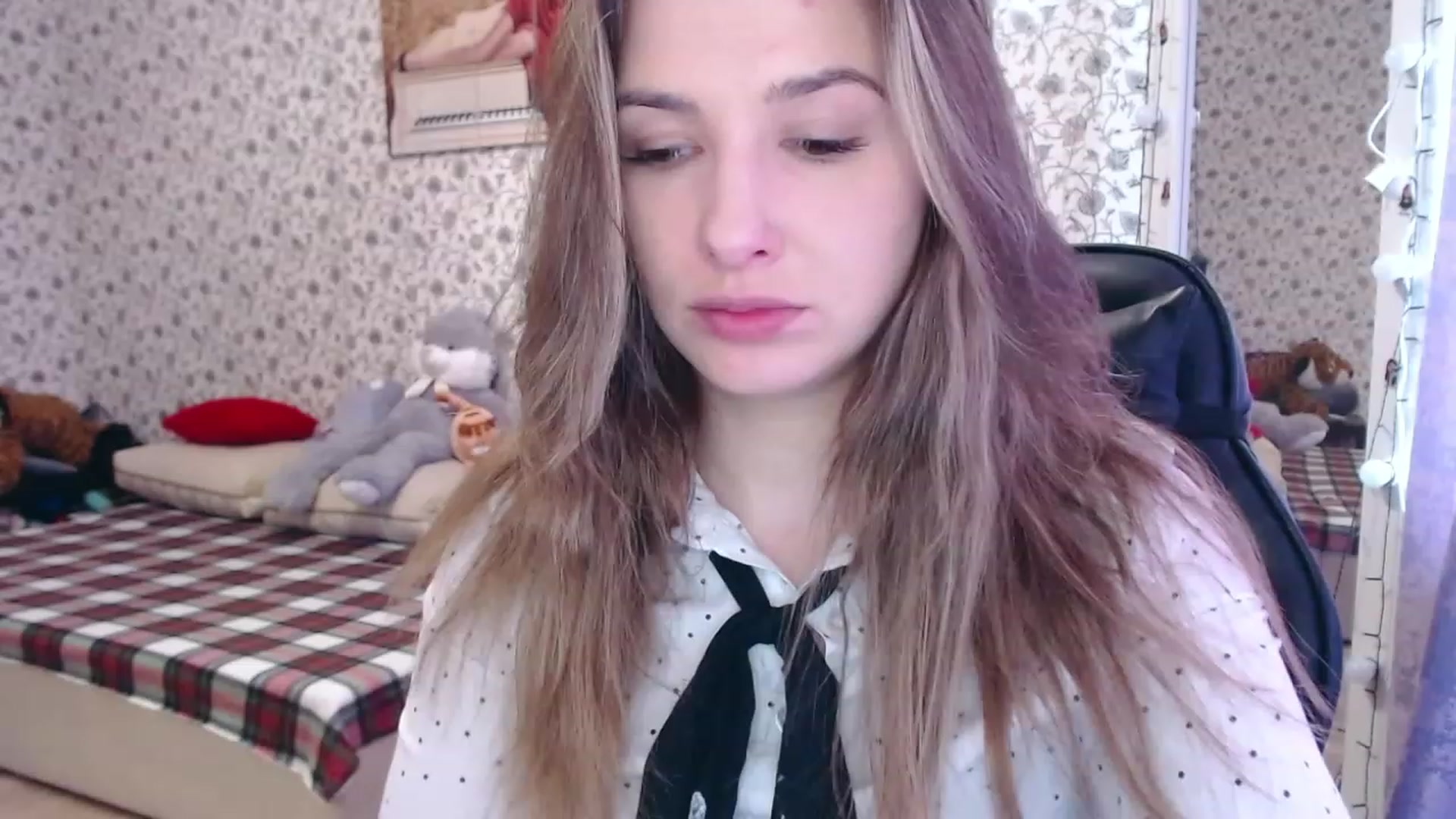 Gallery image thumbnail from RosieRosa's myfreecams stream on, 05/19/2023, 04:39 image 19 of 20