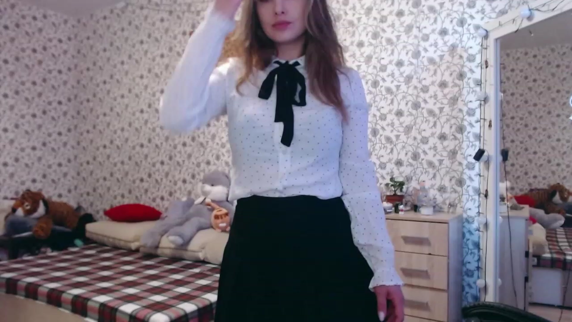 Gallery image thumbnail from RosieRosa's myfreecams stream on, 05/19/2023, 04:39 image 2 of 20