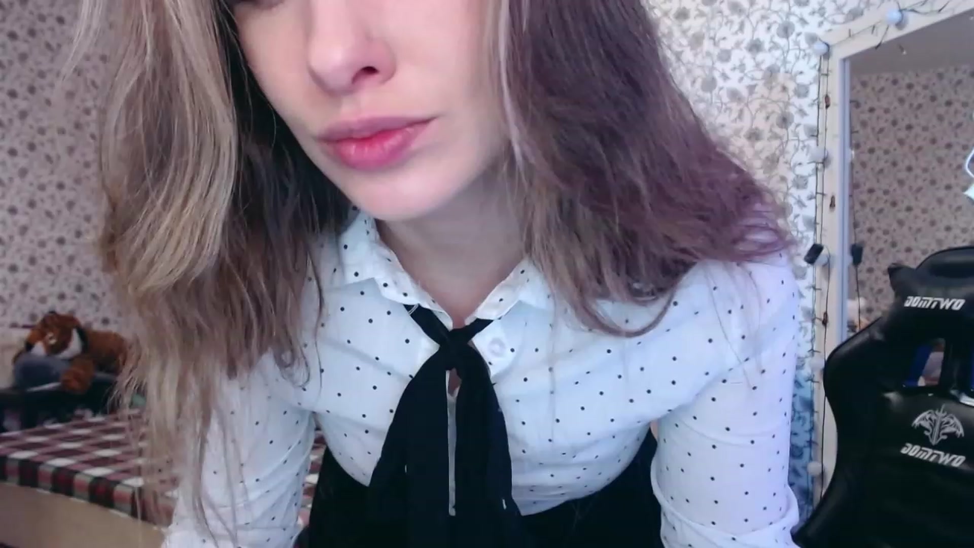 Gallery image thumbnail from RosieRosa's myfreecams stream on, 05/19/2023, 04:39 image 14 of 20