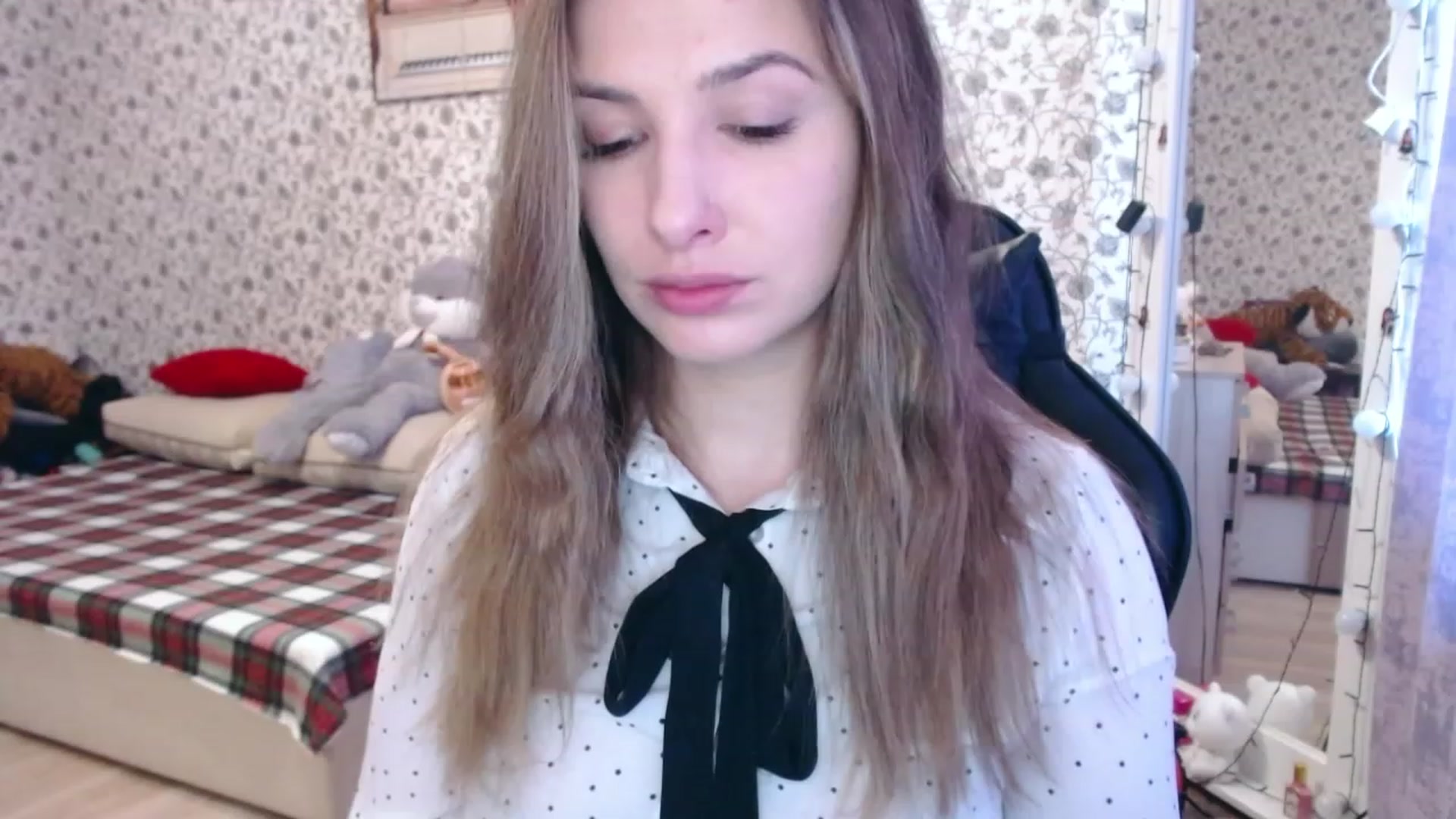 Gallery image thumbnail from RosieRosa's myfreecams stream on, 05/19/2023, 04:39 image 12 of 20