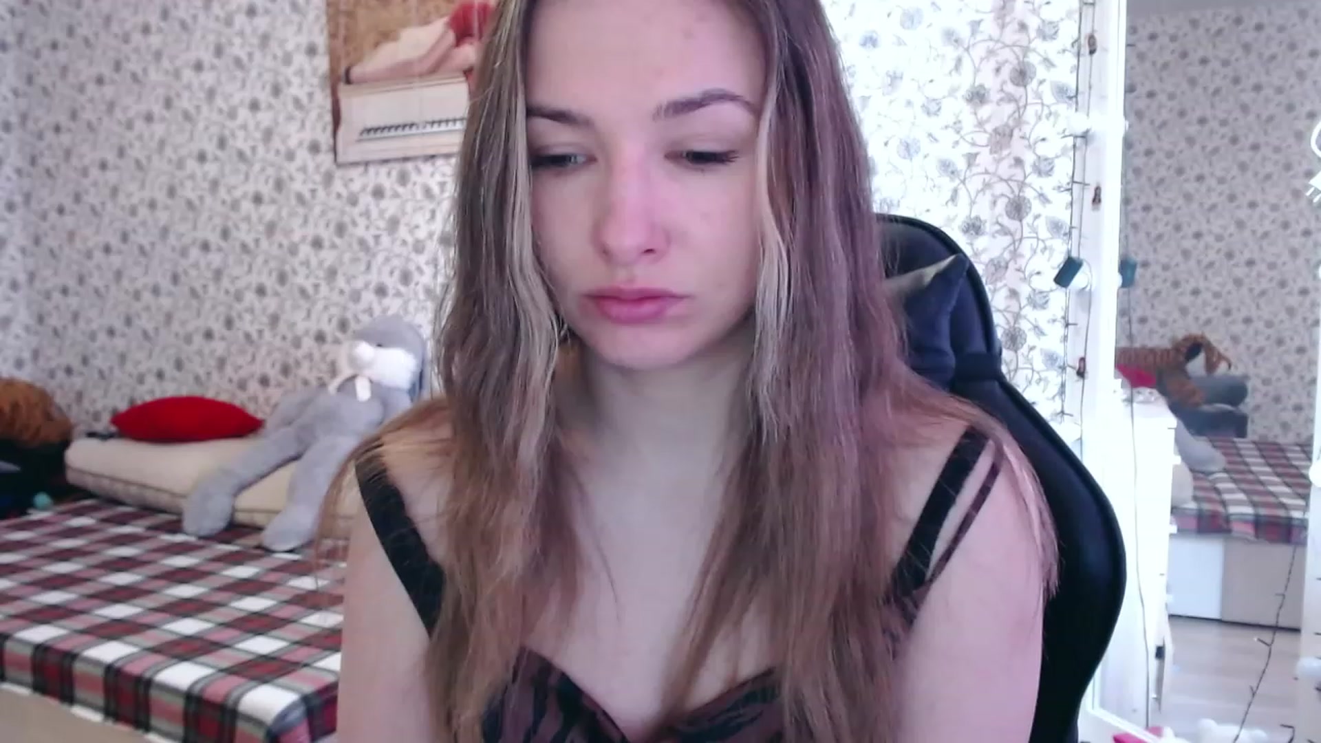 Gallery image thumbnail from RosieRosa's myfreecams stream on, 05/22/2023, 05:59 image 2 of 20